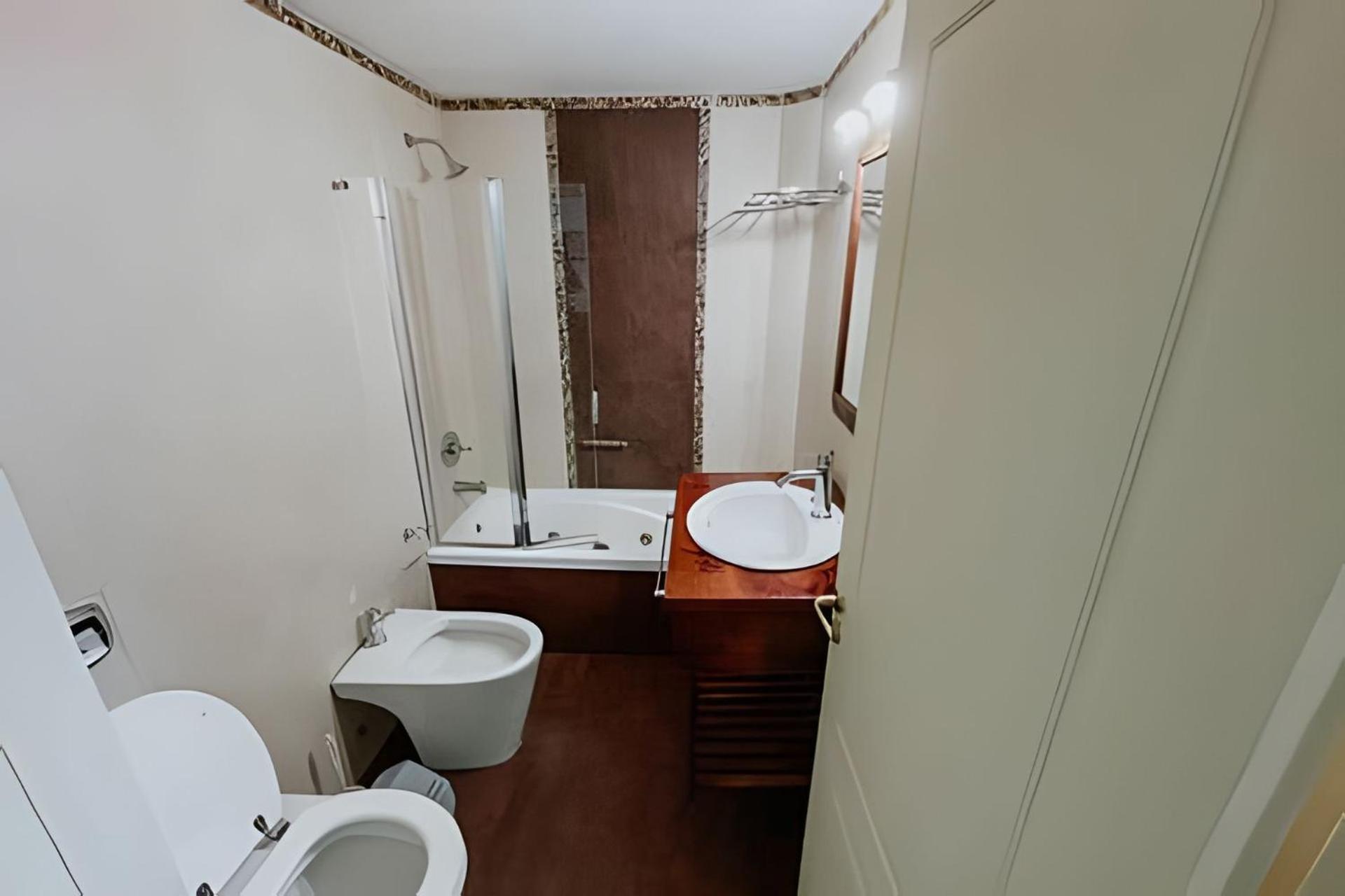Viejo Lobo - Aunaisin apartamento sobre calle principal