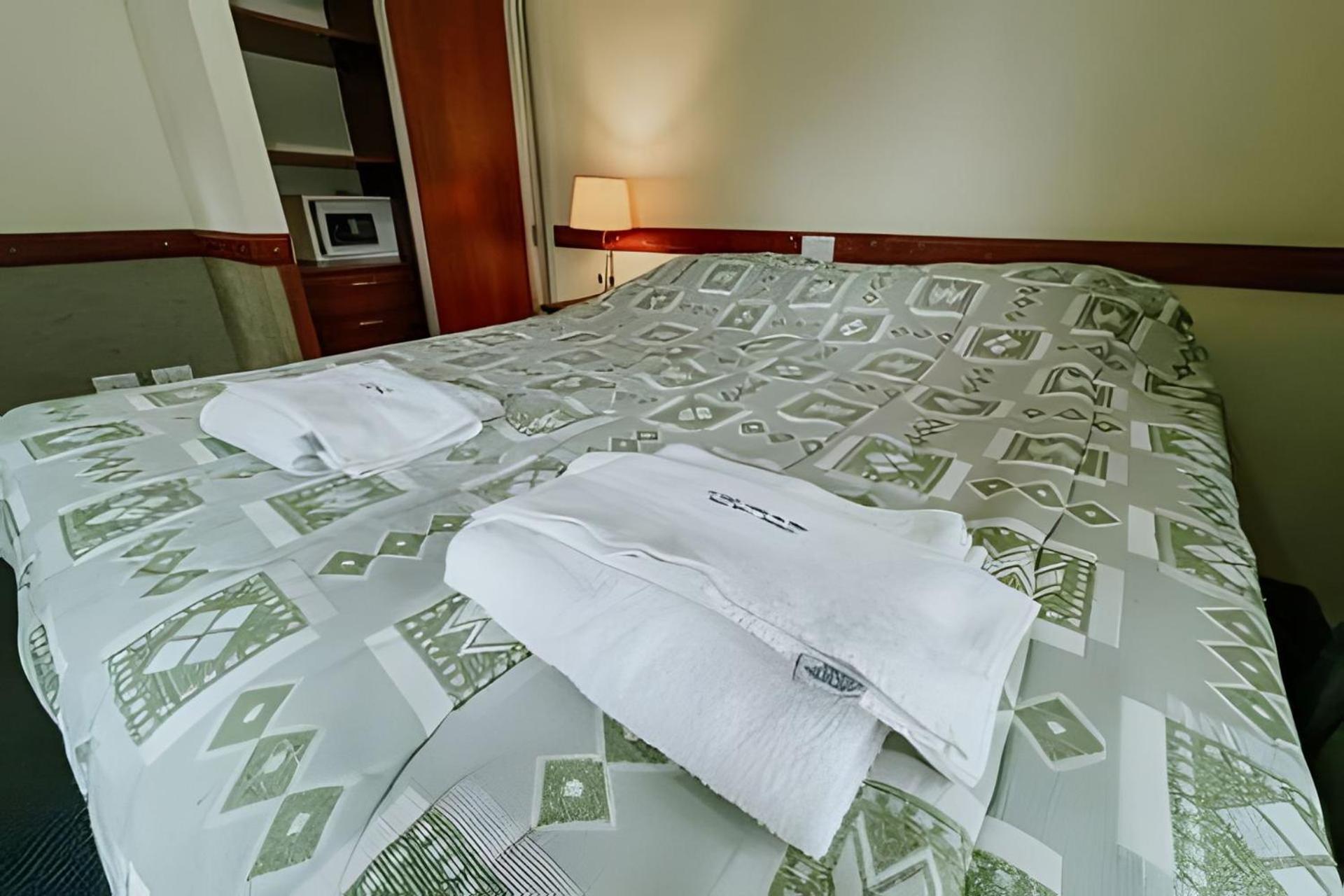 Viejo Lobo - Aunaisin apartamento sobre calle principal