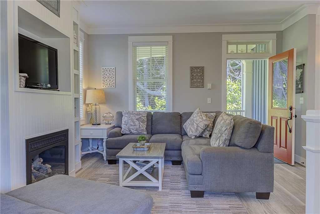 Seaside Treasure by Seabrook Hospitality