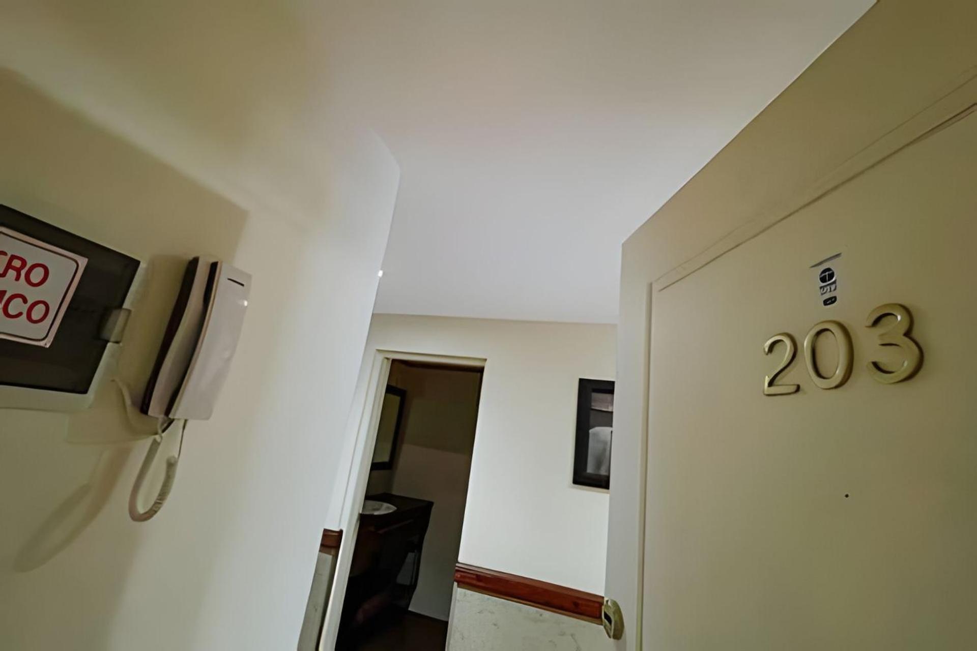 Viejo Lobo - Aunaisin apartamento sobre calle principal