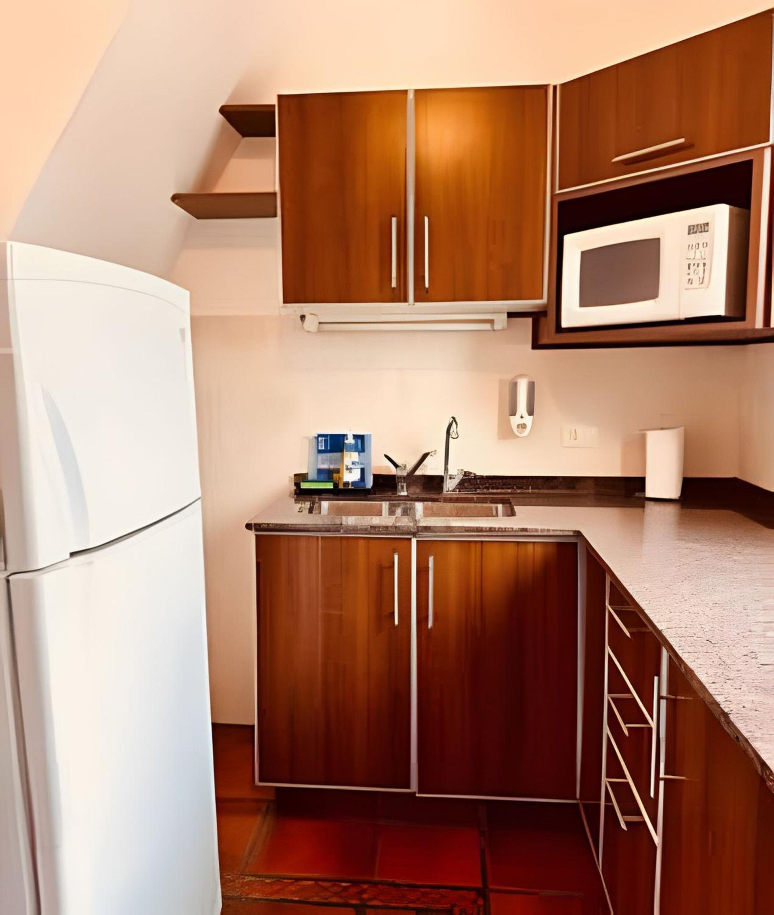 Viejo Lobo - Aunaisin apartamento sobre calle principal