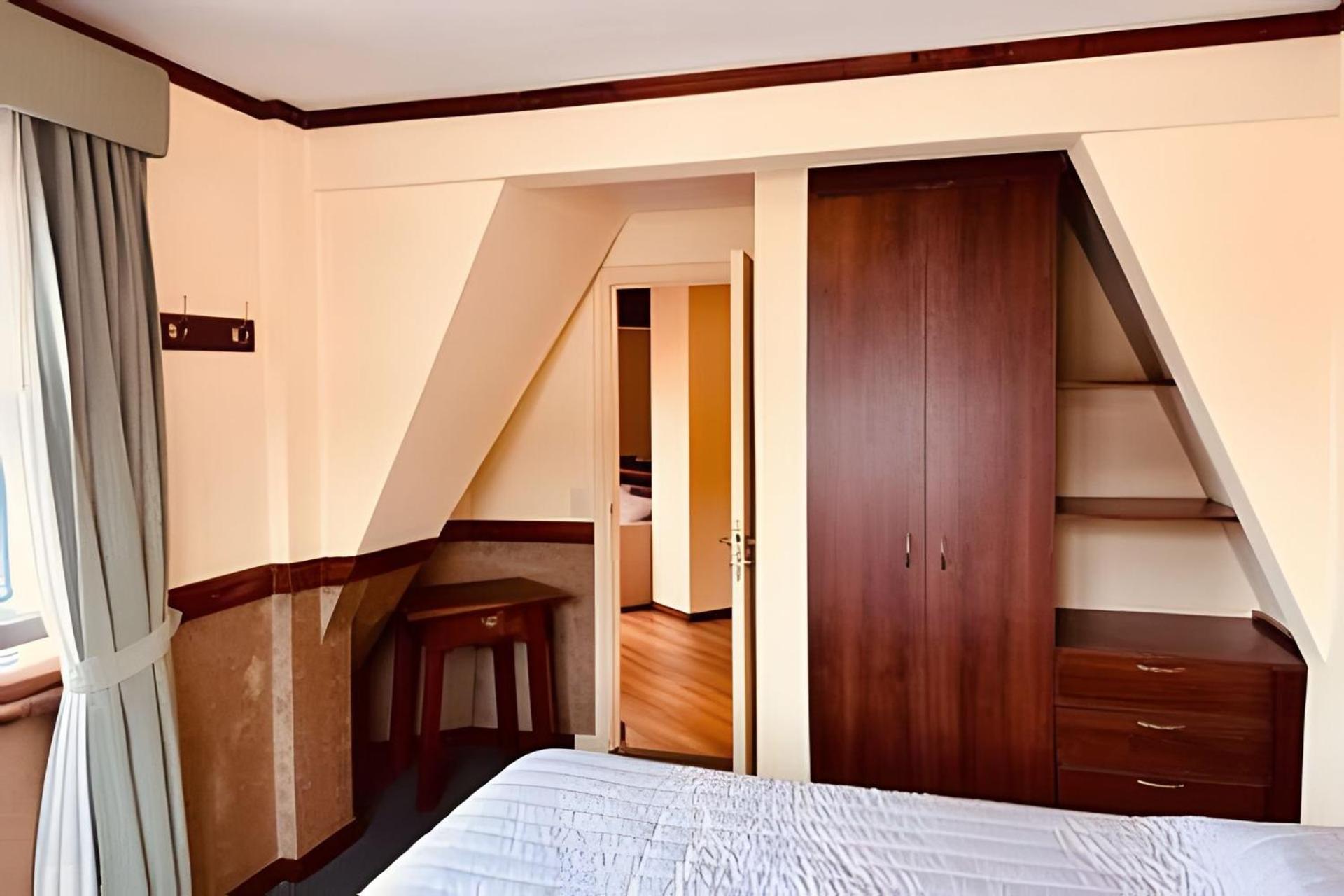 Viejo Lobo - Aunaisin apartamento sobre calle principal