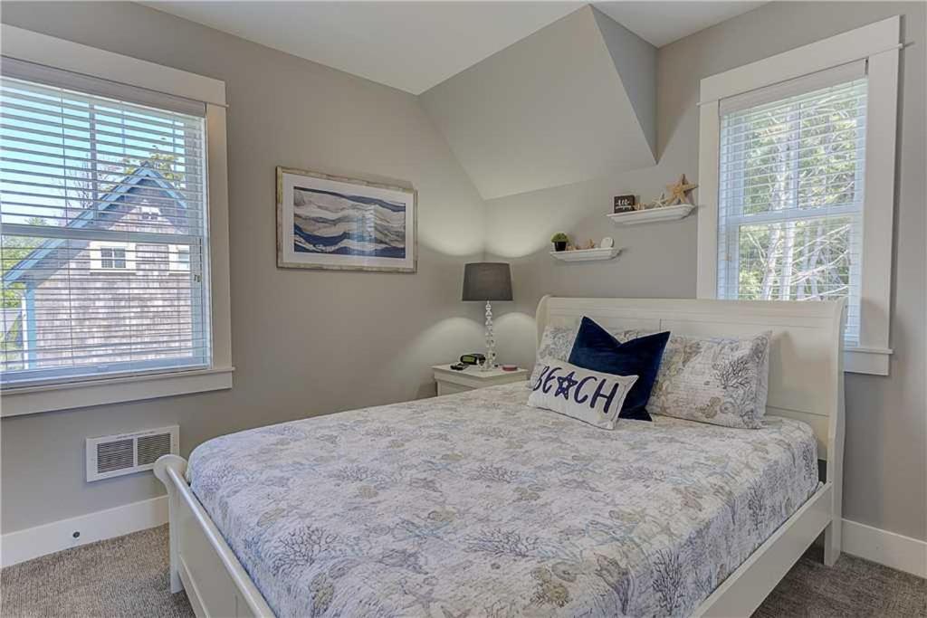 Seaside Treasure by Seabrook Hospitality
