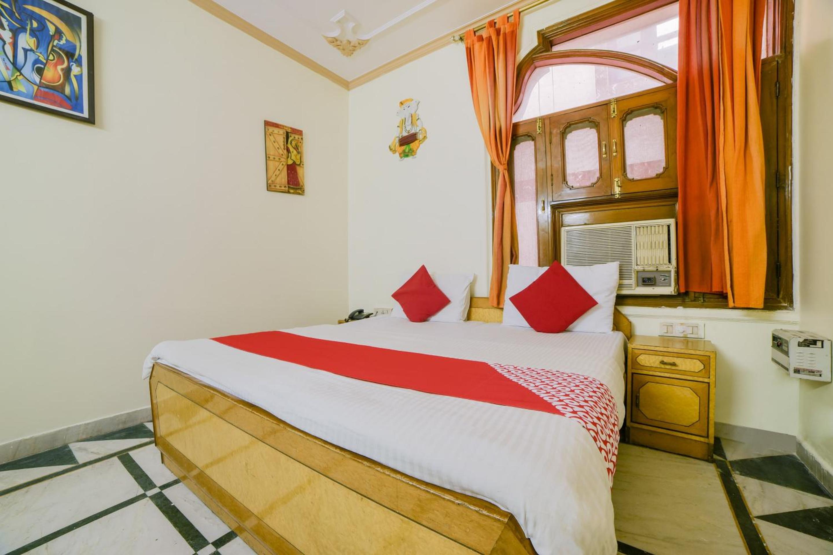 Super Hotel O Blue Sapphire Delhi view 2