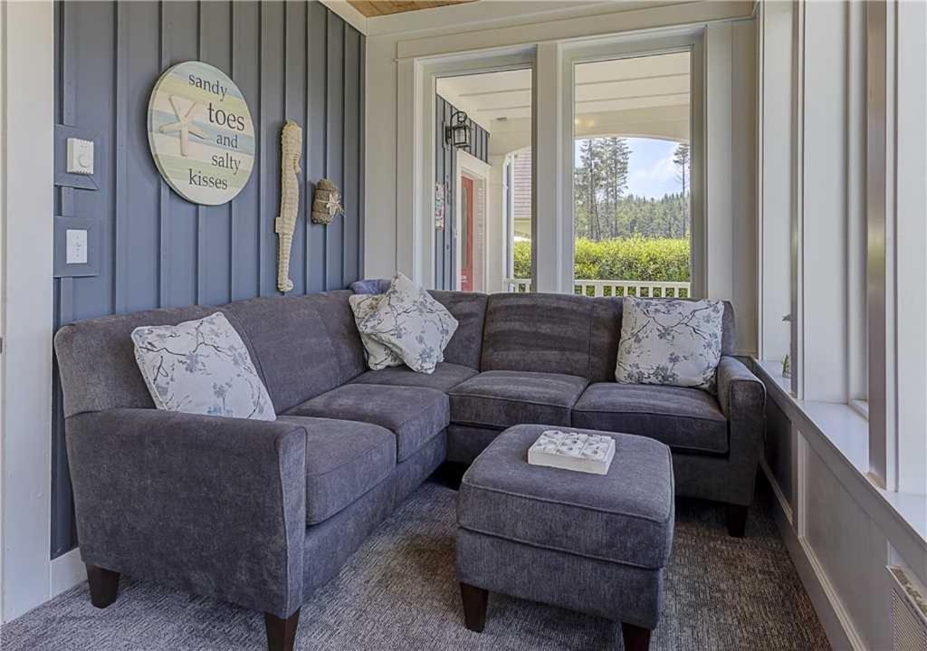 Seaside Treasure by Seabrook Hospitality