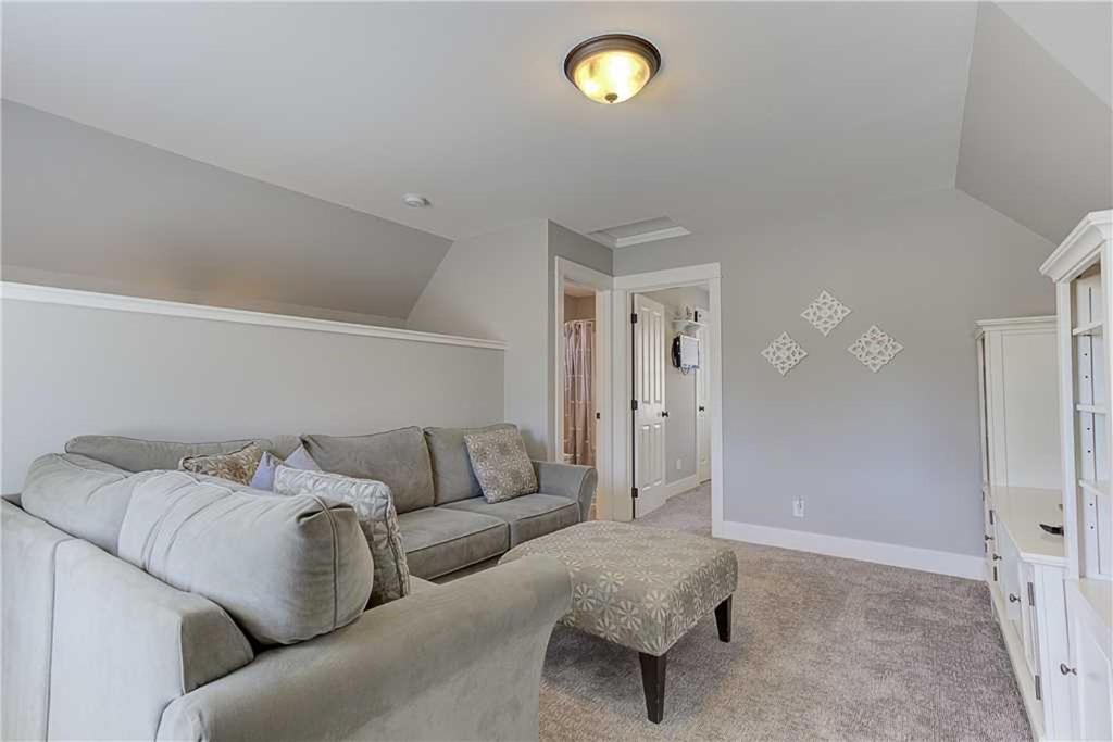 Seaside Treasure by Seabrook Hospitality