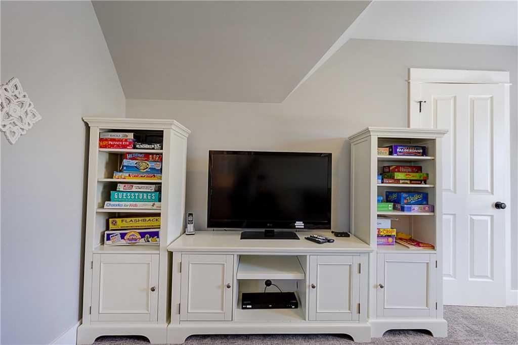 Seaside Treasure by Seabrook Hospitality