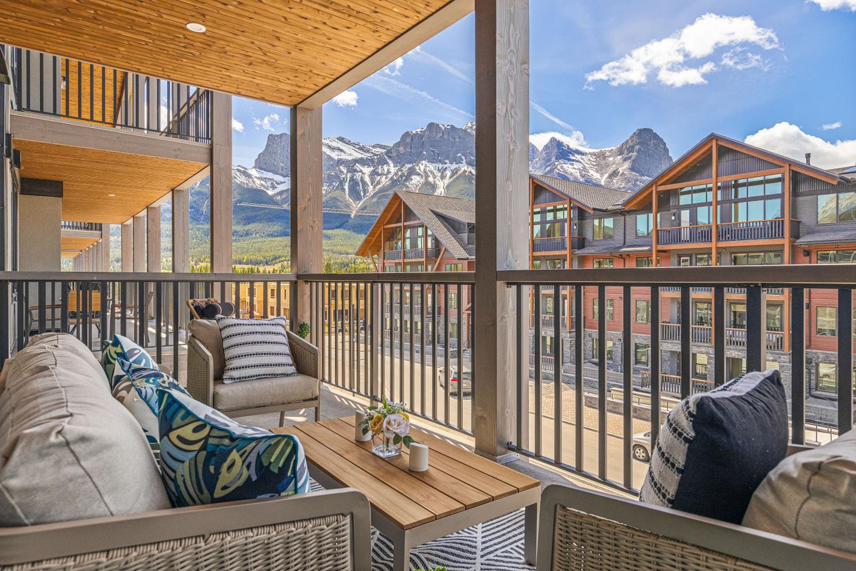 Rundle Lux Villa at Timberstone