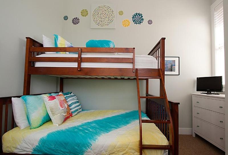 Cedar Cove by Seabrook Hospitality view 4