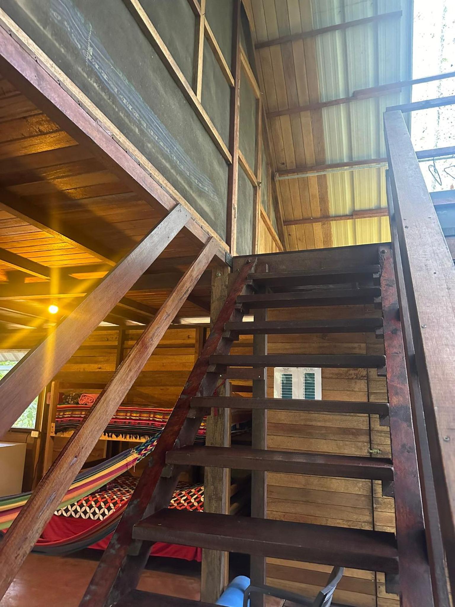 Kayak Hostel Ecuador