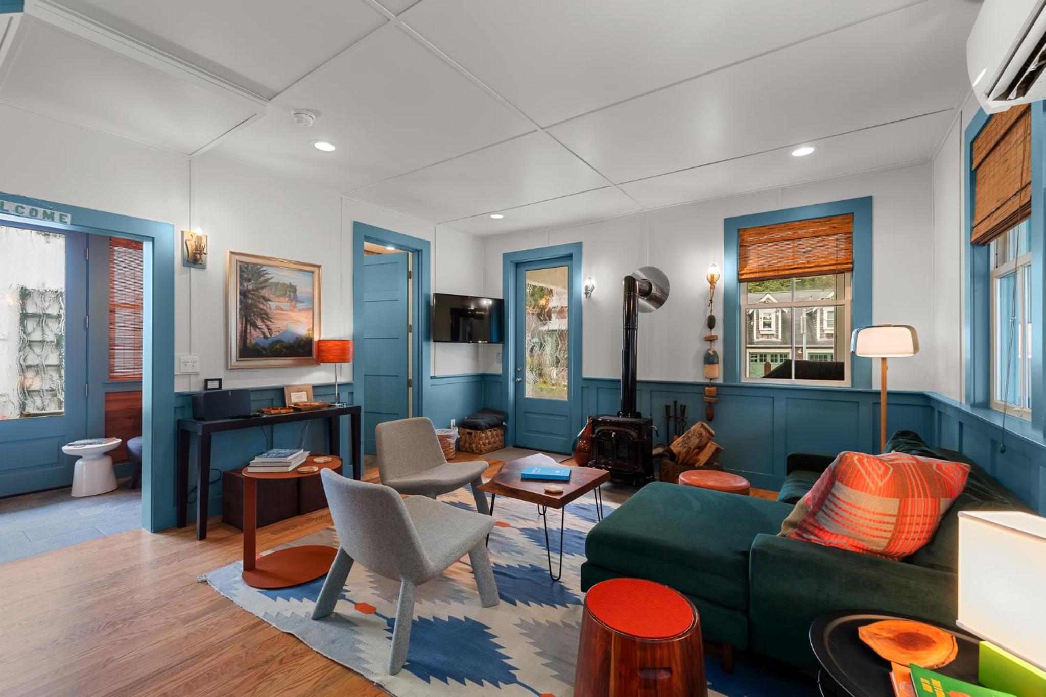 Cedarbrook Cottage by Seabrook Hospitality