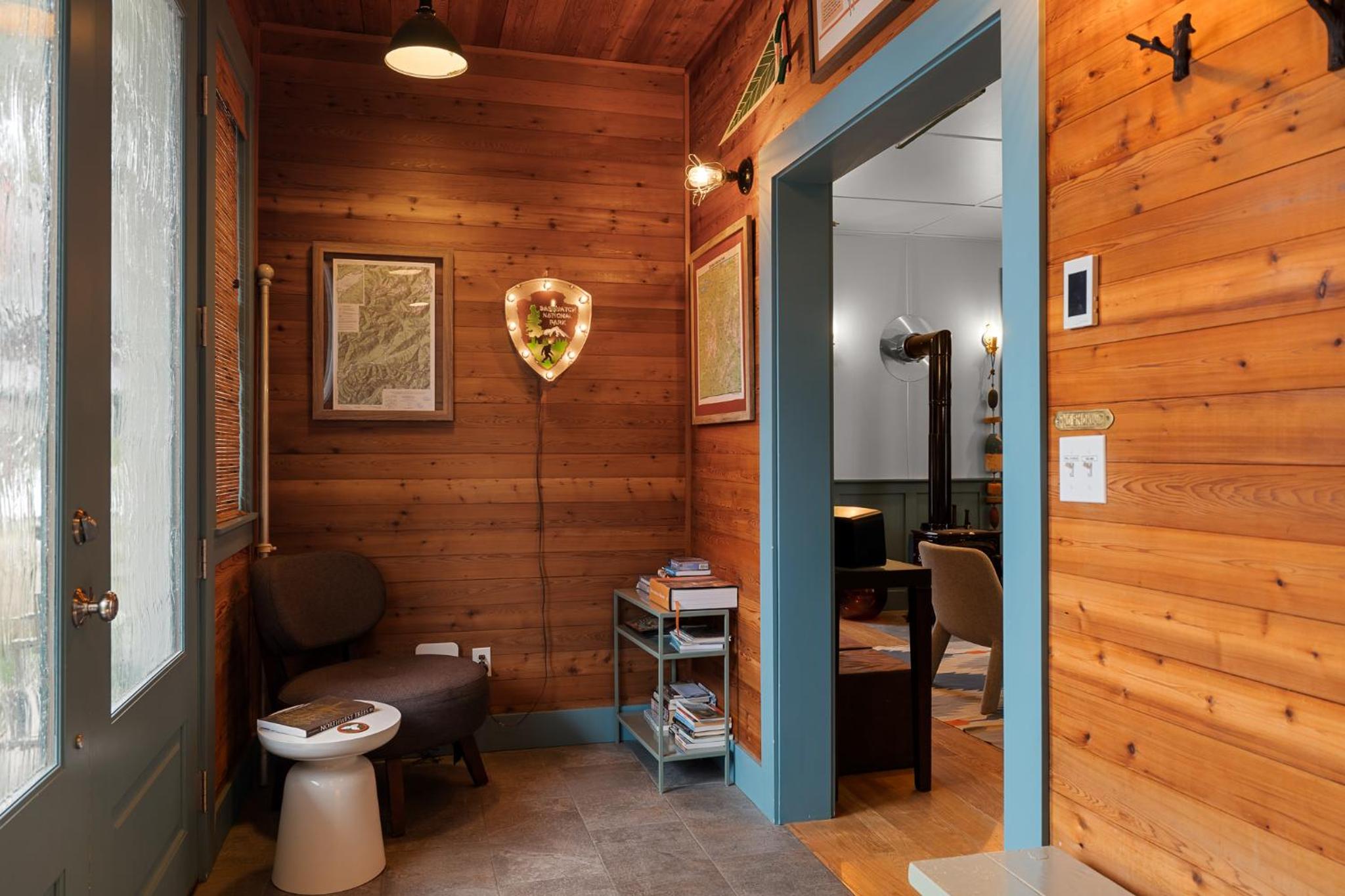 Cedarbrook Cottage by Seabrook Hospitality