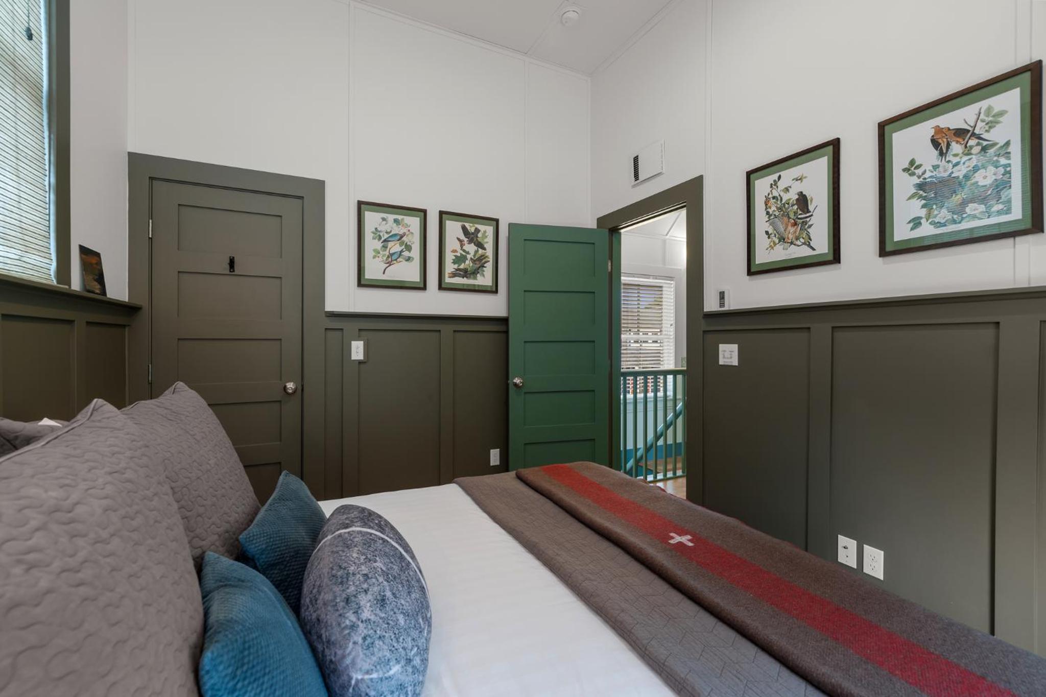 Cedarbrook Cottage by Seabrook Hospitality