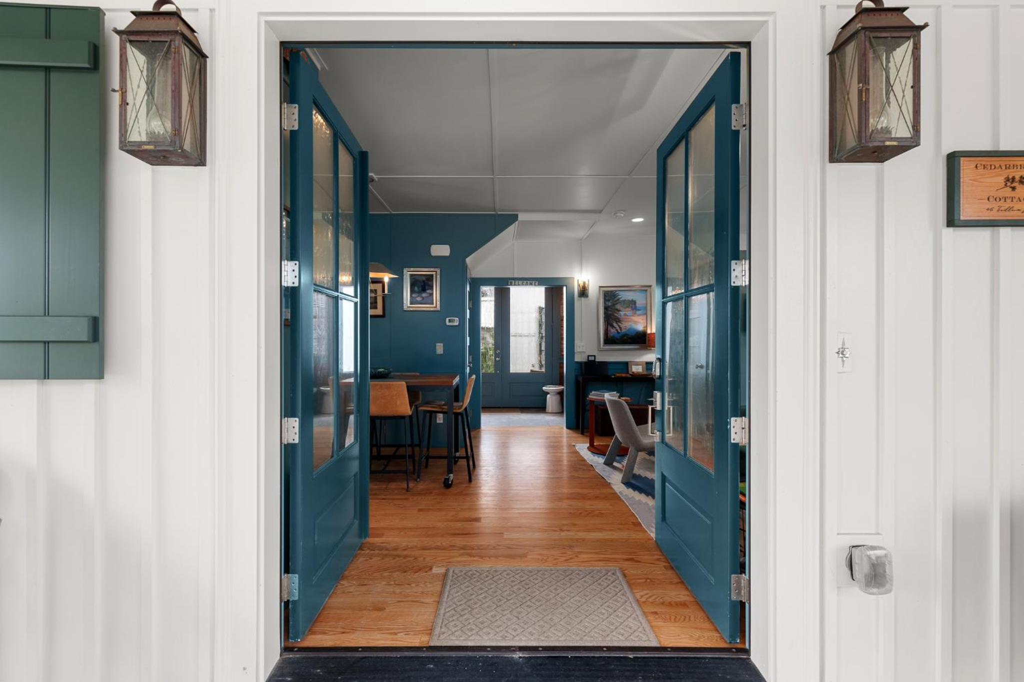 Cedarbrook Cottage by Seabrook Hospitality