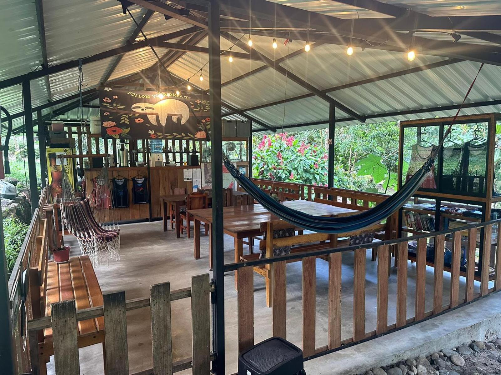 Kayak Hostel Ecuador