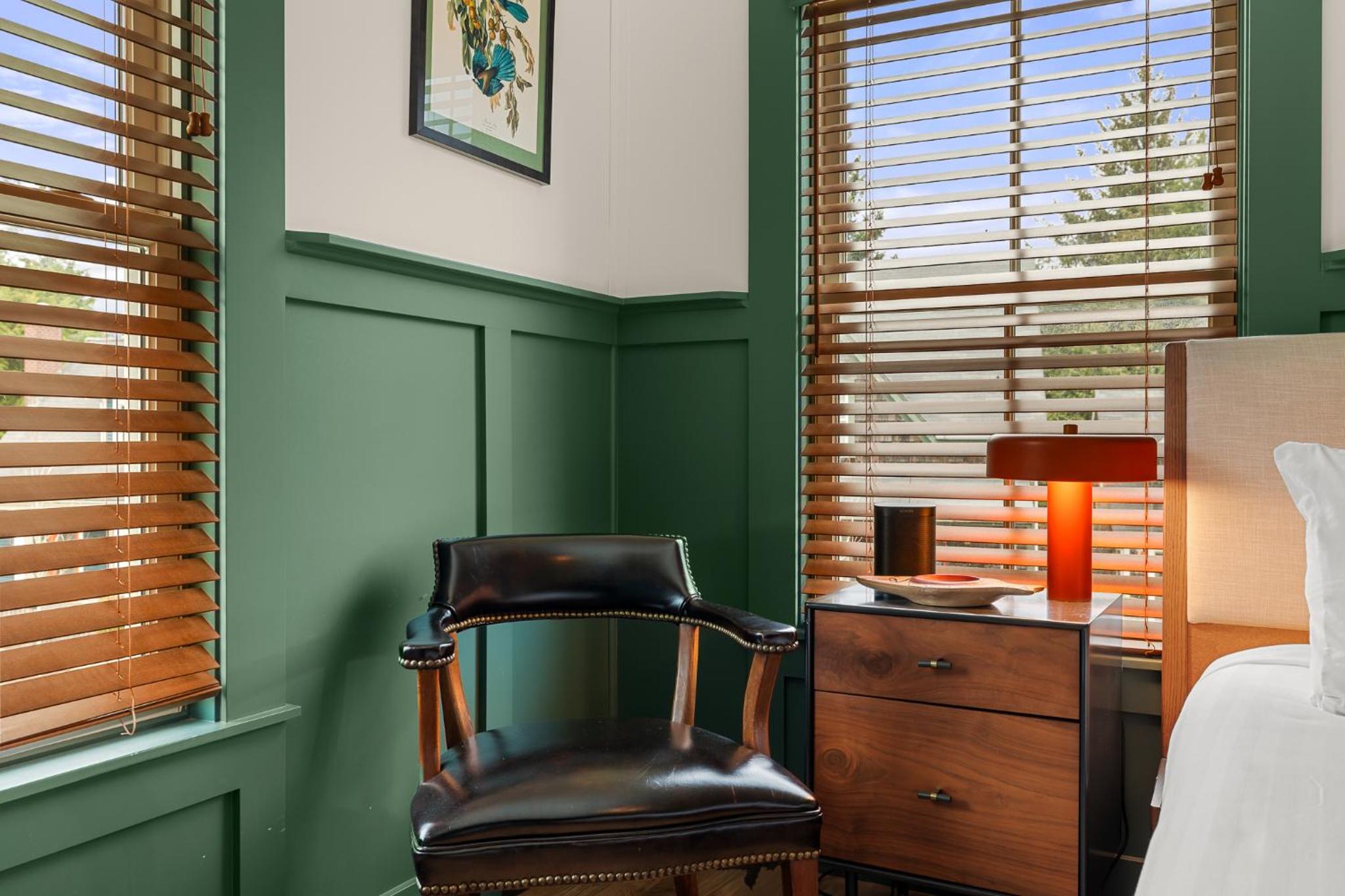 Cedarbrook Cottage by Seabrook Hospitality