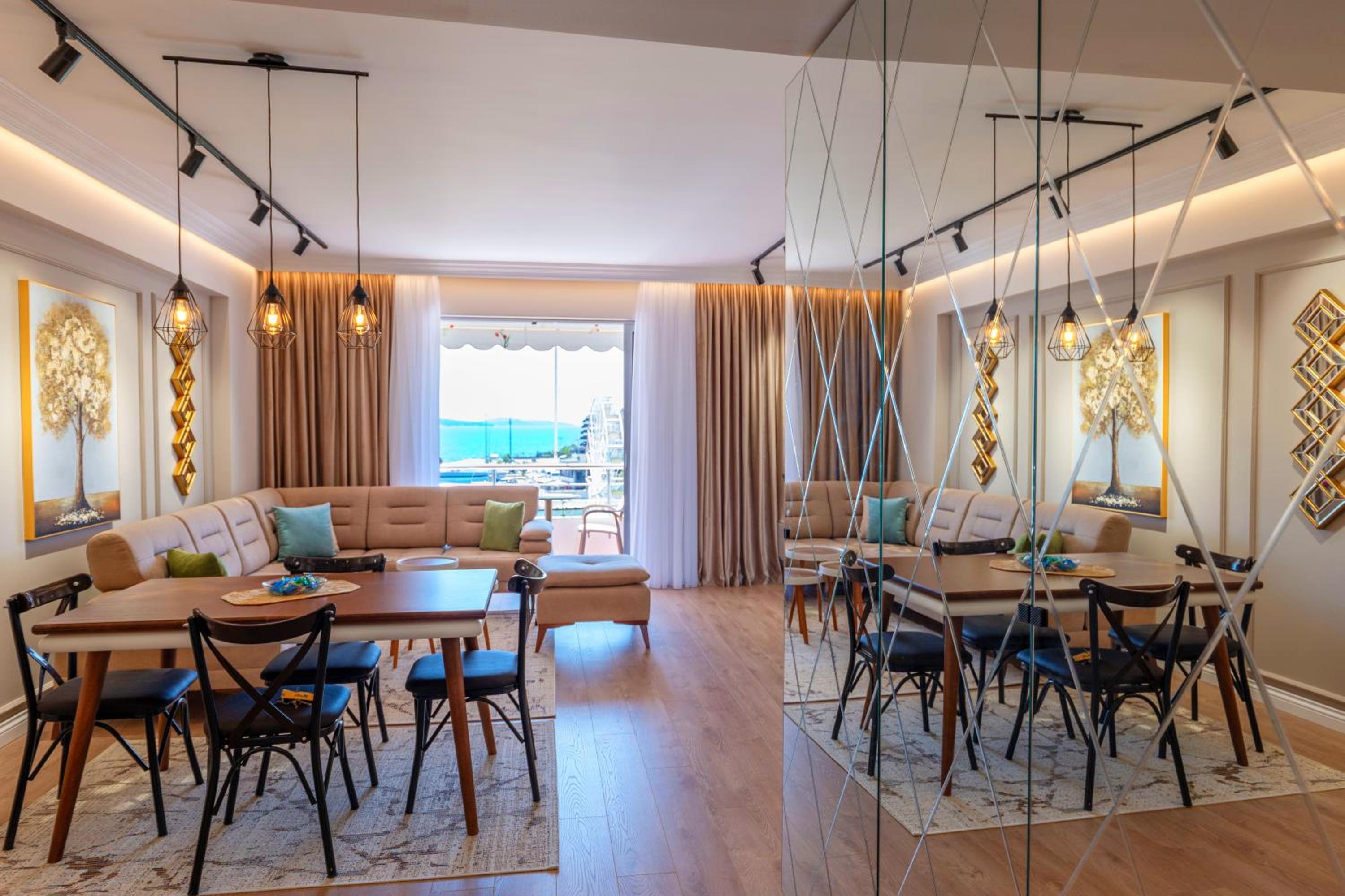 Golden Pearl Apartment photo 2