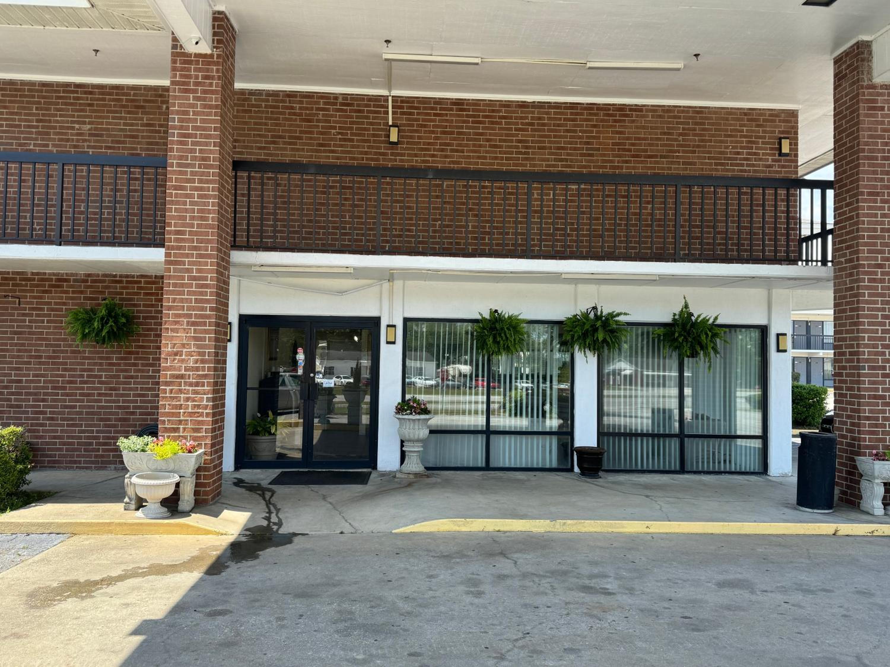 Travel Inn - Lugoff, photo 12