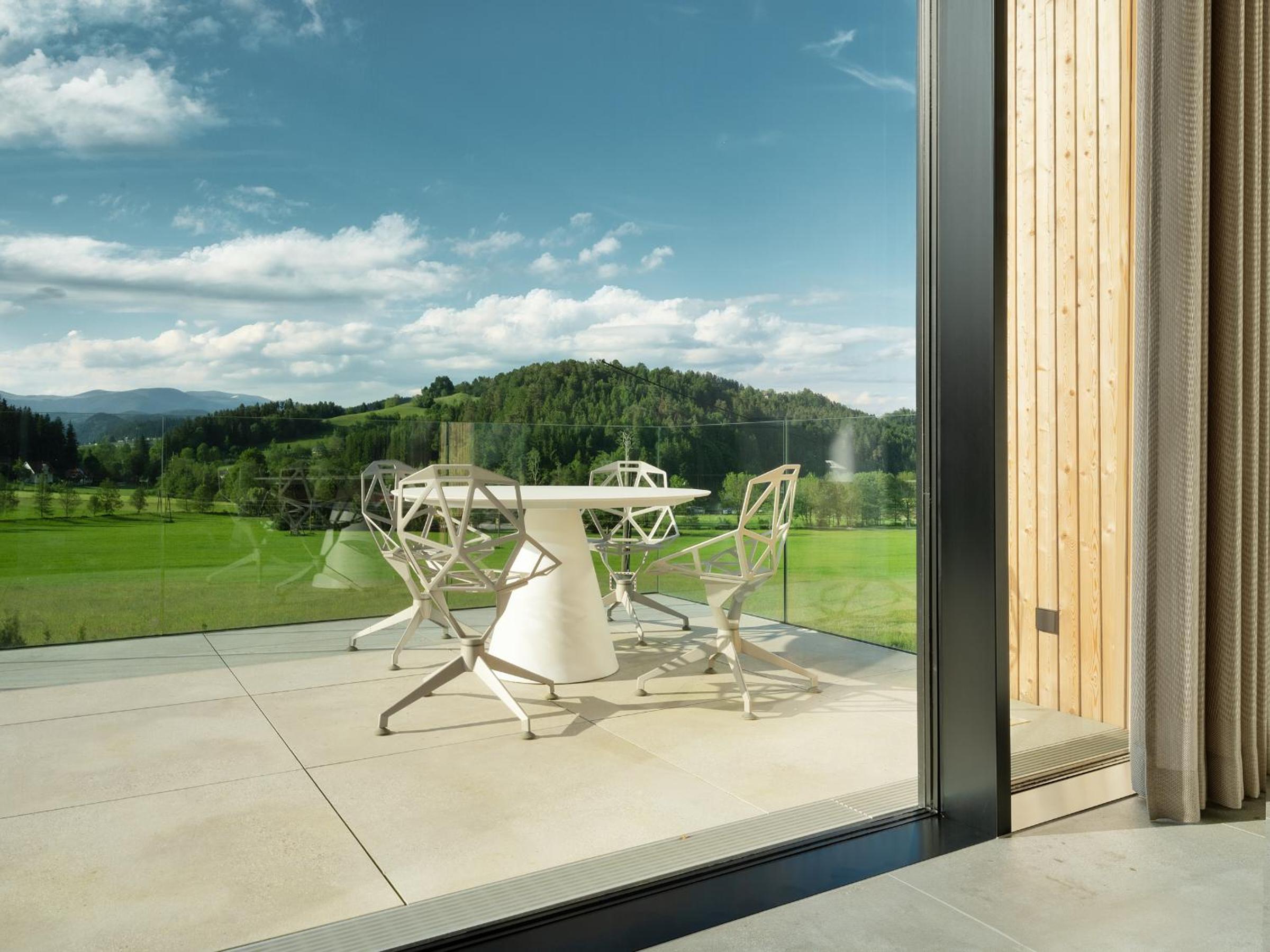 Chalet 9