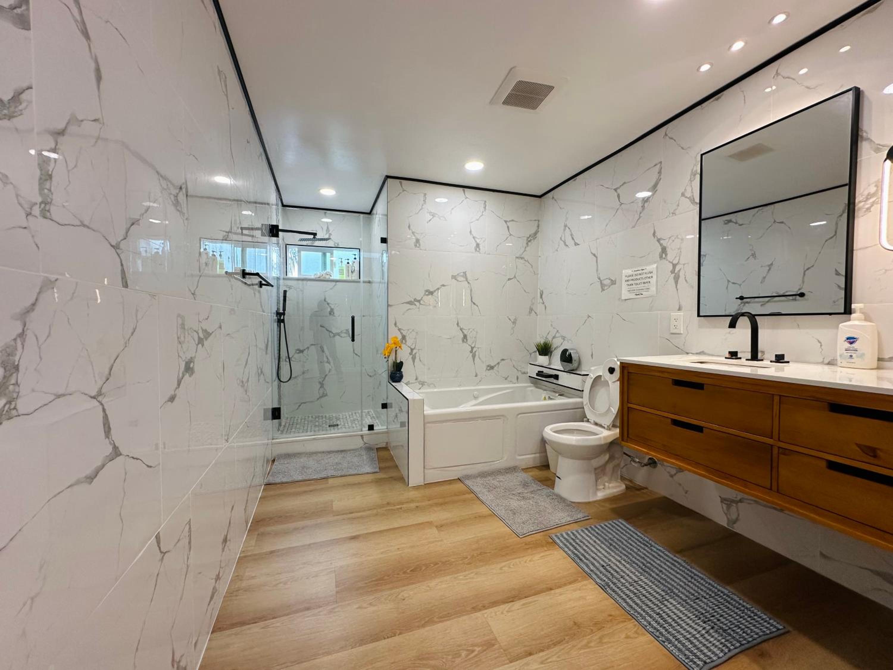 Private Room in Remodel Home 8
