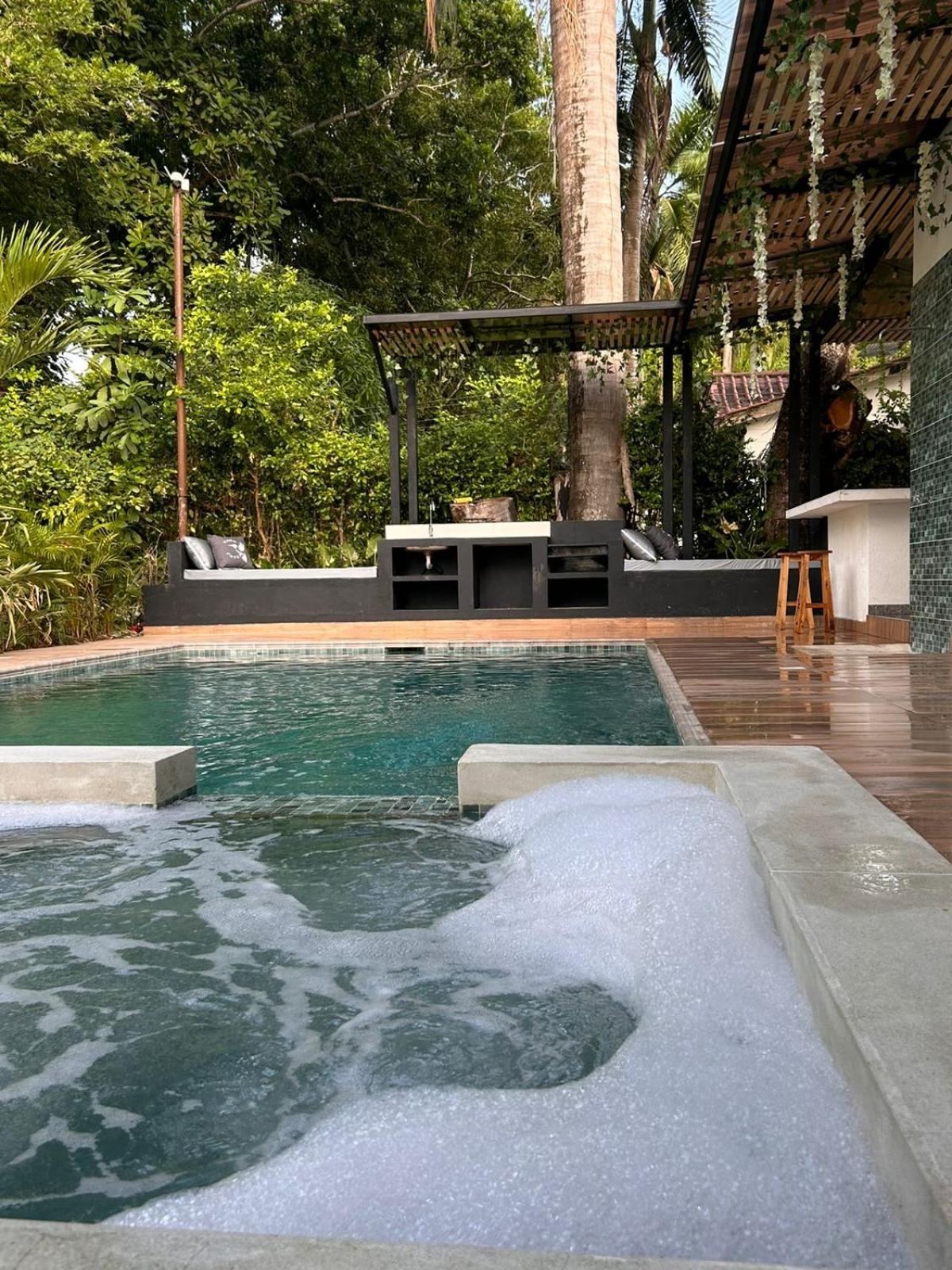 Hermosa casa vacacional en Condominio campestre con baño turco