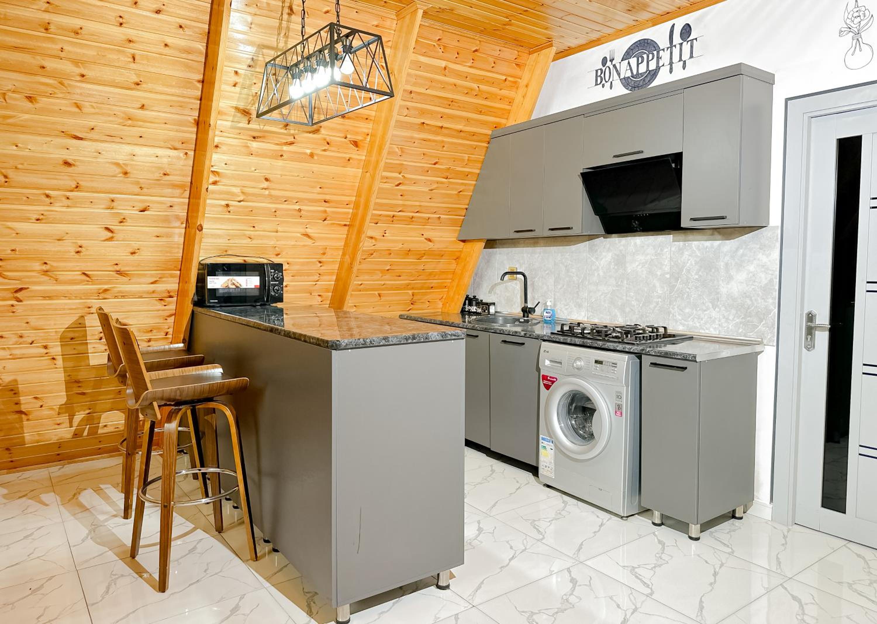 Area36 Family Chalet