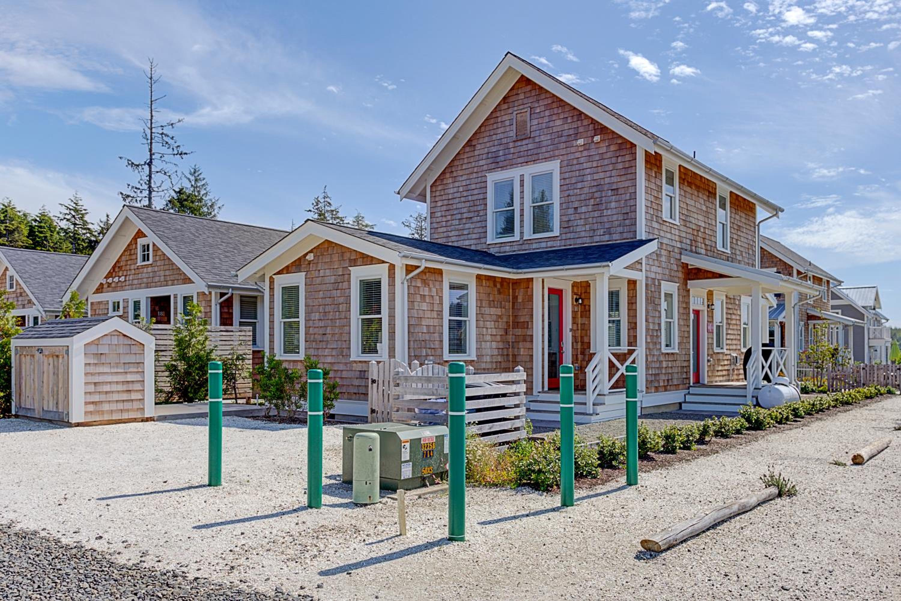 Bella Luna by Seabrook Hospitality