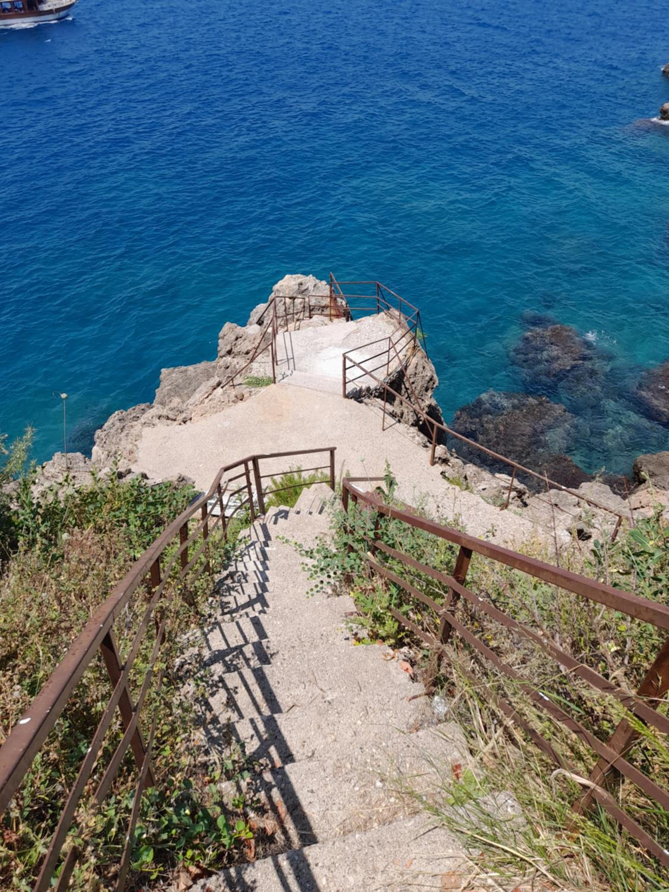 Apartment close to the sea in the most central of city
