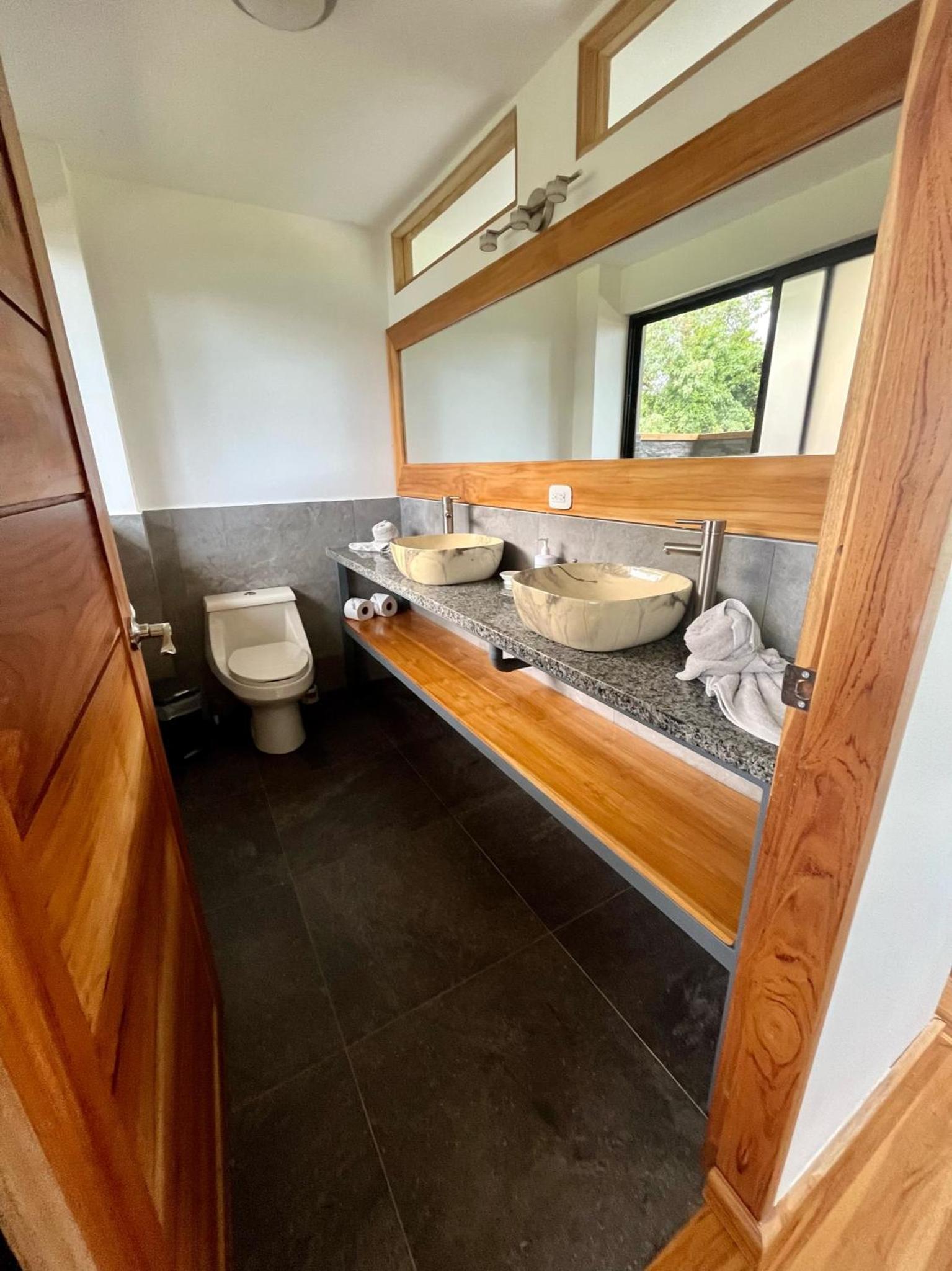 Southern Drake Lodge