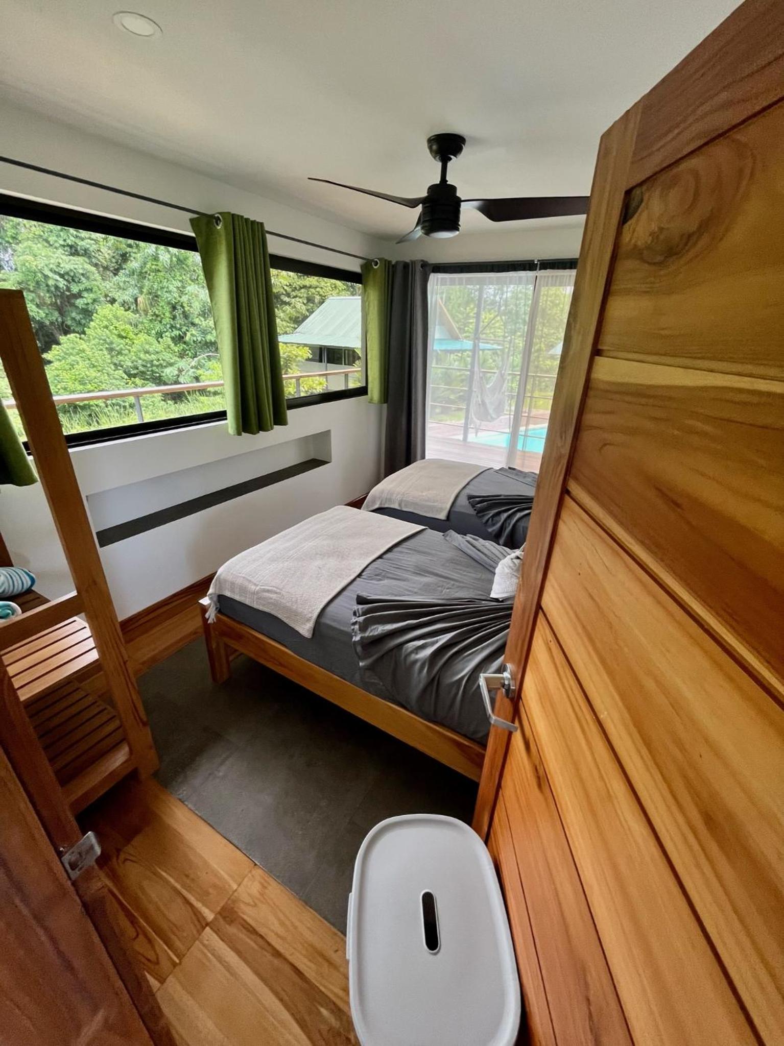Southern Drake Lodge