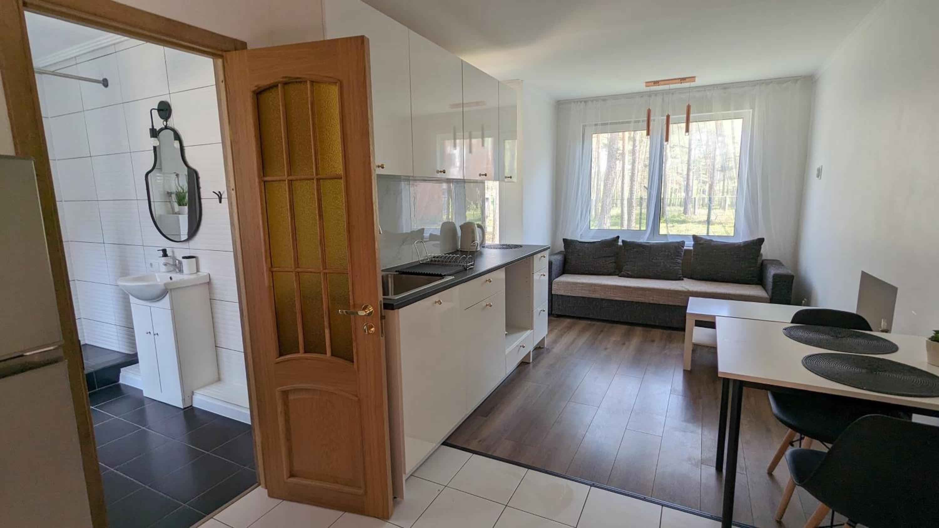 Pine forest house 8 view 4