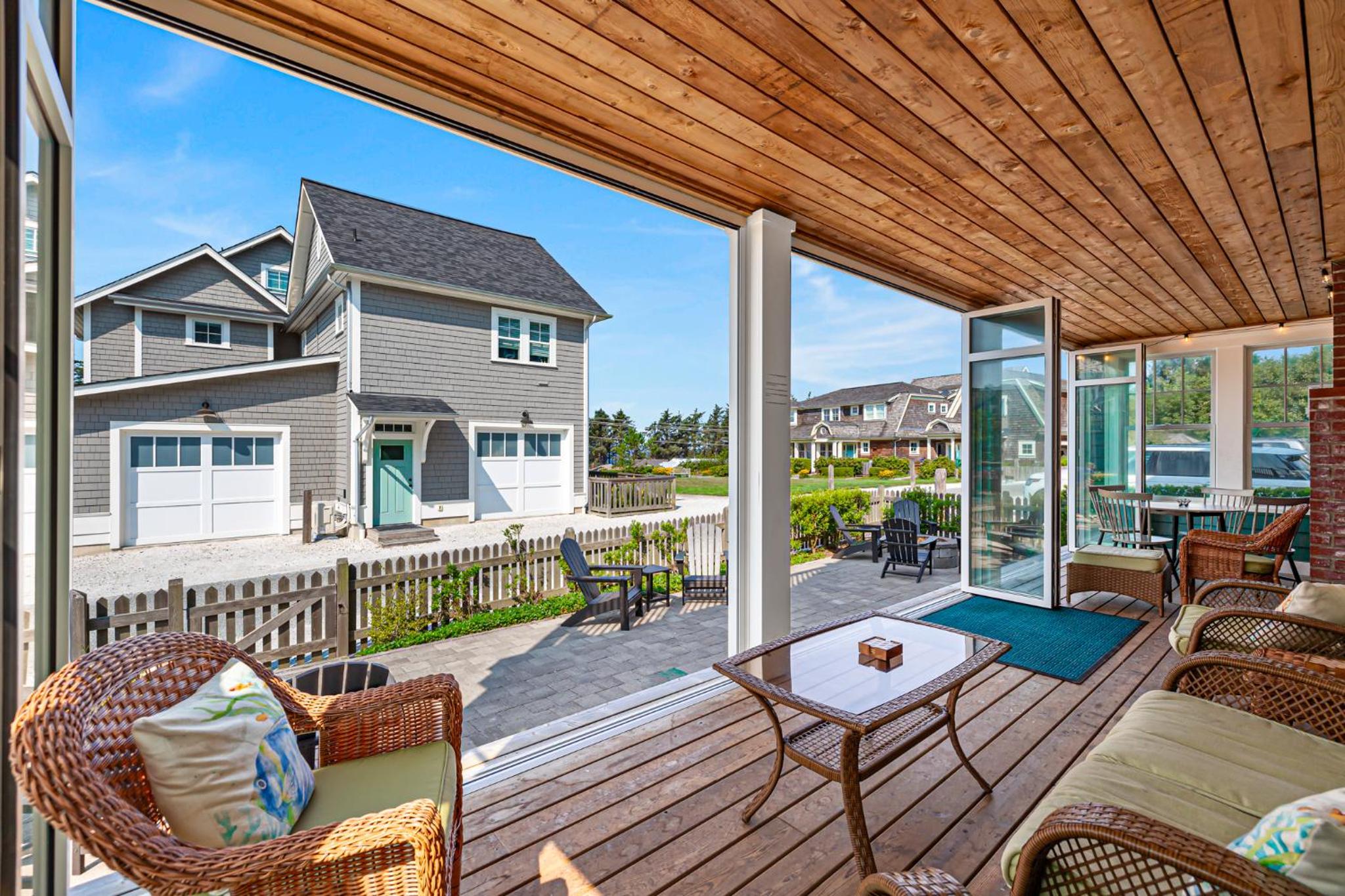 Porpoise of Life by Seabrook Hospitality view 3