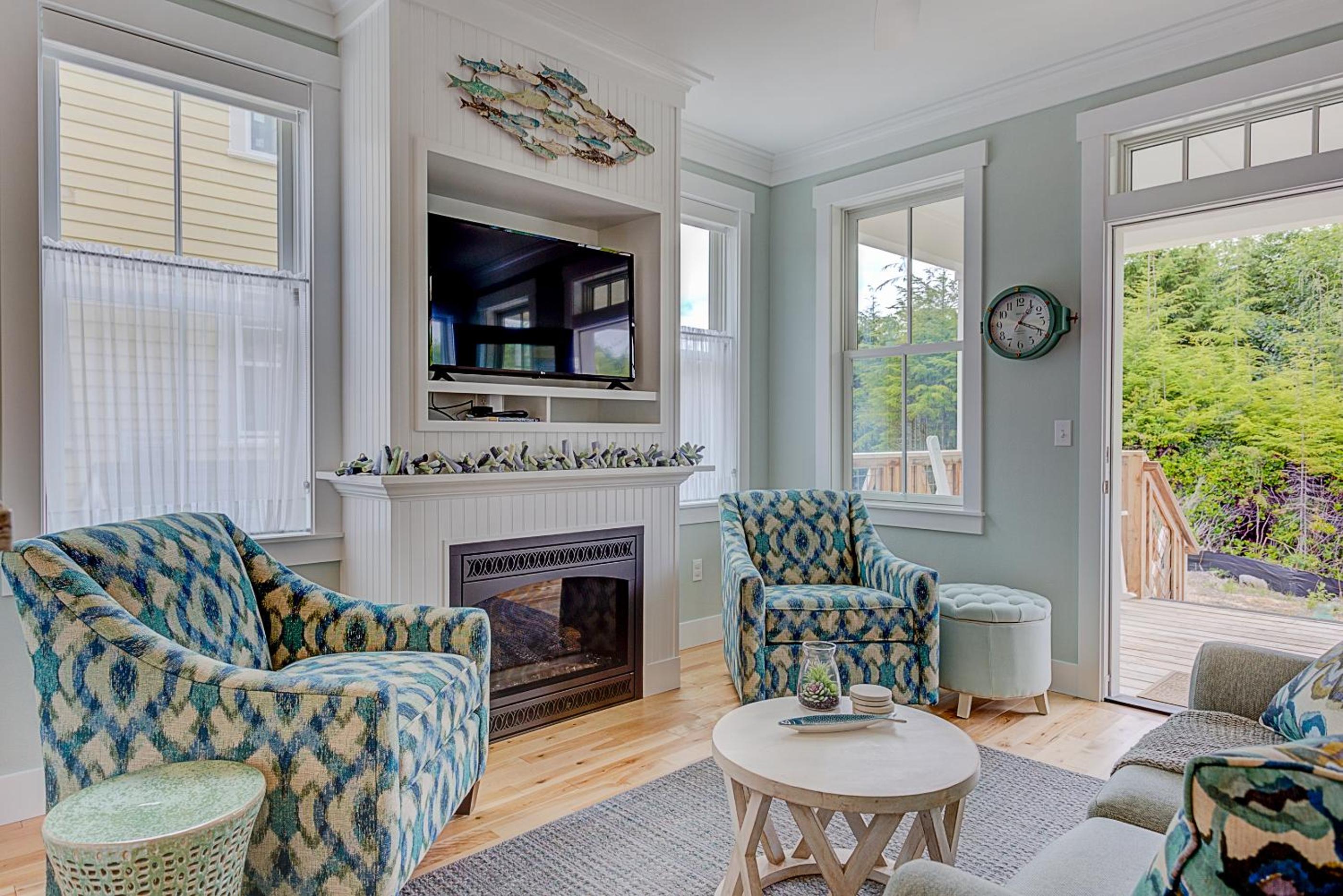 Creekside Cottage by Seabrook Hospitality
