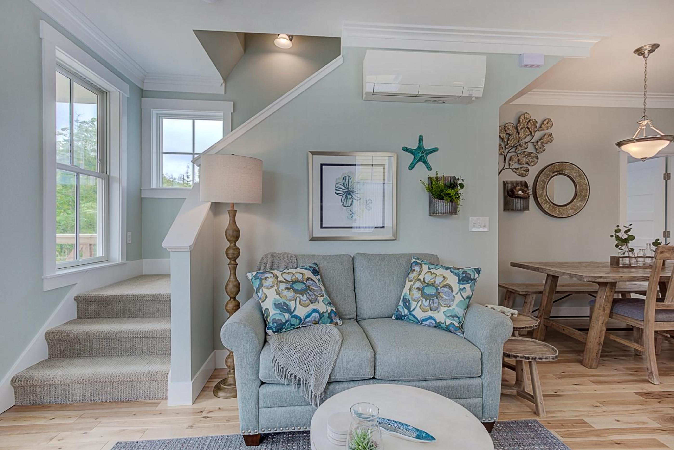 Creekside Cottage by Seabrook Hospitality