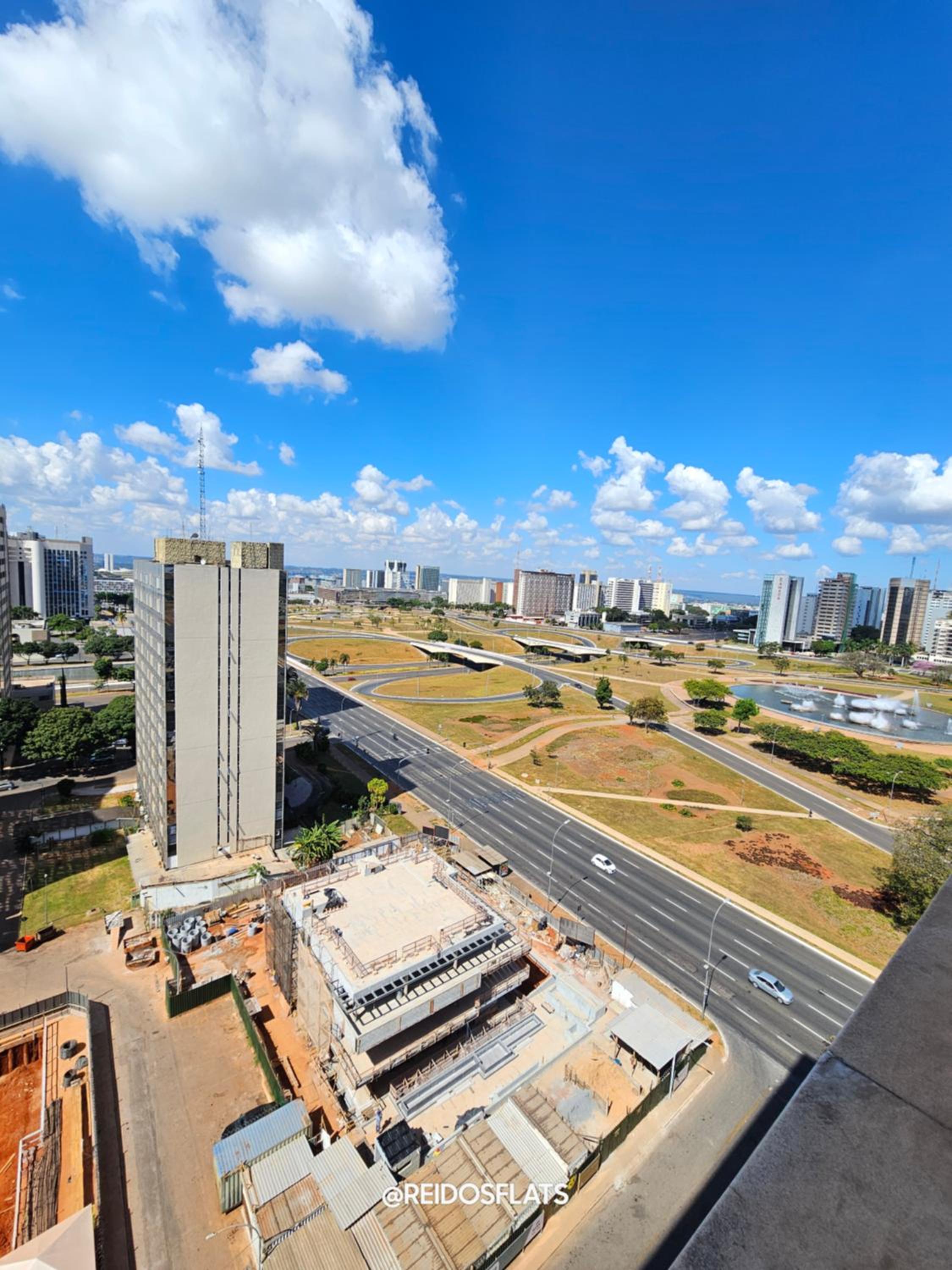FLAT NO MERCURE BRASÍLIA LIDER, AO LADO DA ESPLANADA DOS MINISTÉRIOS, ESTÁDIO MANÉ GARRINCHA E CENTRO DE CONVENÇÕES, COM PISCINA, ACADEMIA, RESTAURANTE, RE
