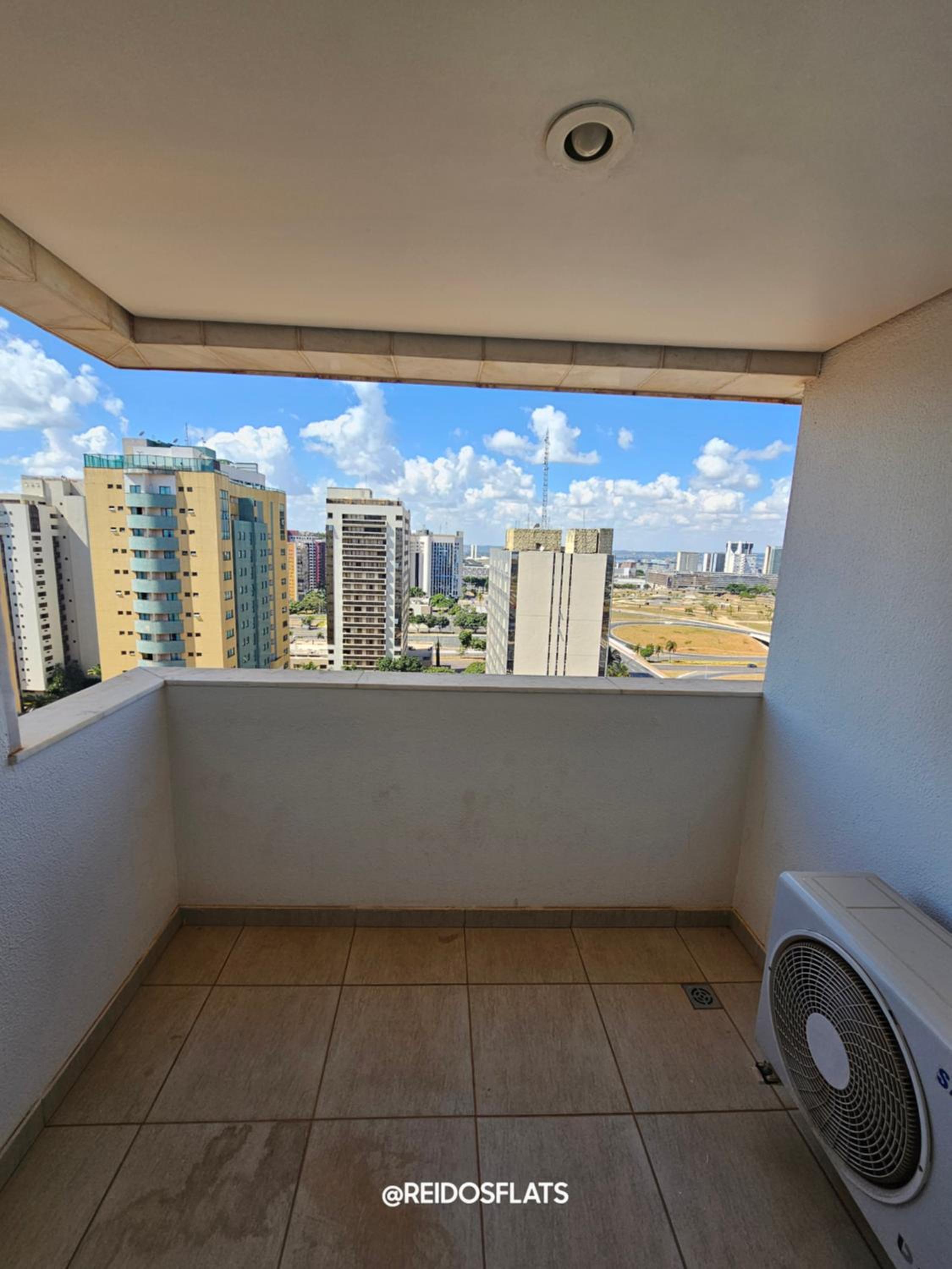 FLAT NO MERCURE BRASÍLIA LIDER, AO LADO DA ESPLANADA DOS MINISTÉRIOS, ESTÁDIO MANÉ GARRINCHA E CENTRO DE CONVENÇÕES, COM PISCINA, ACADEMIA, RESTAURANTE, RE