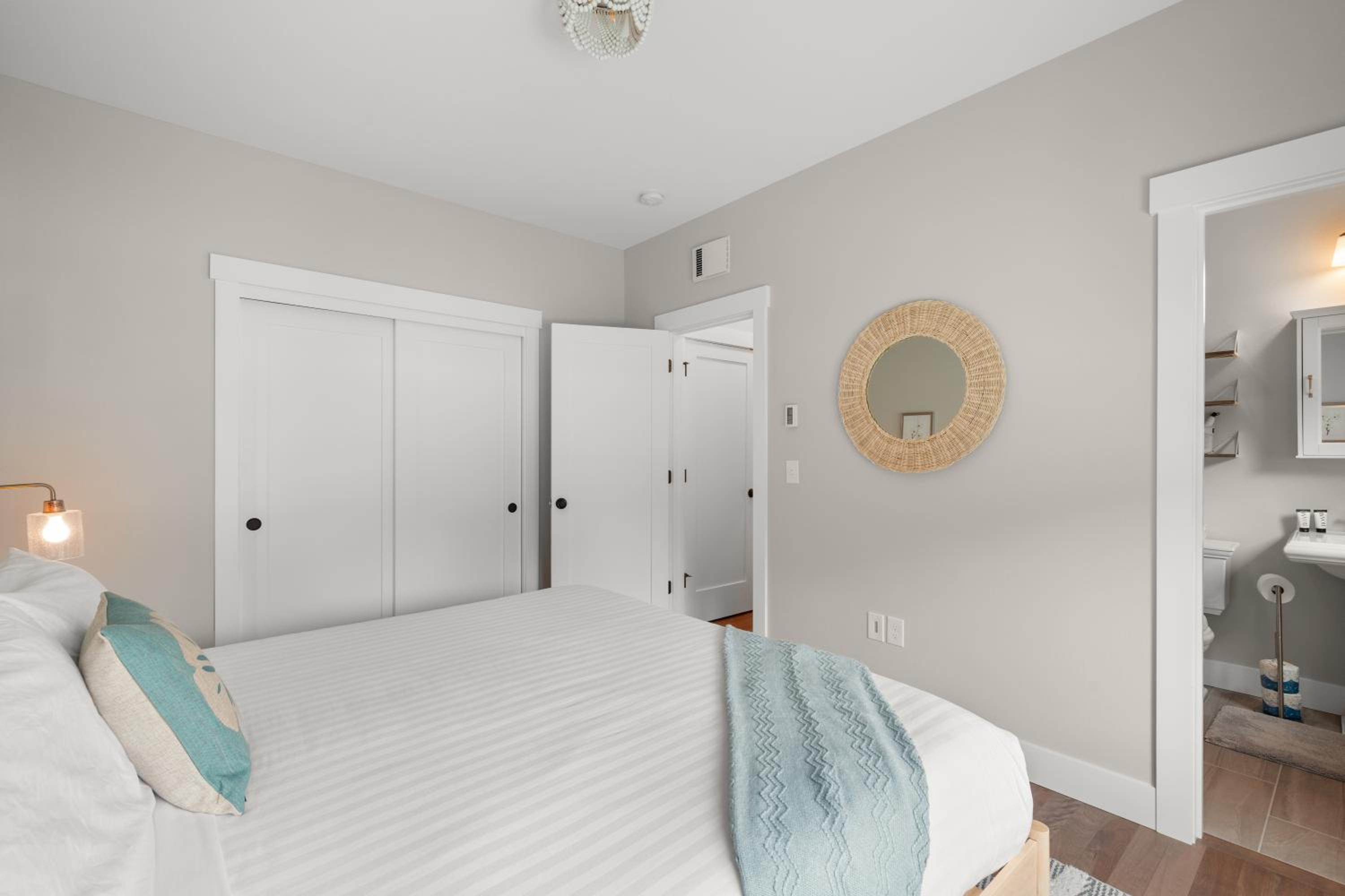 Dogwood Cottage by Seabrook Hospitality
