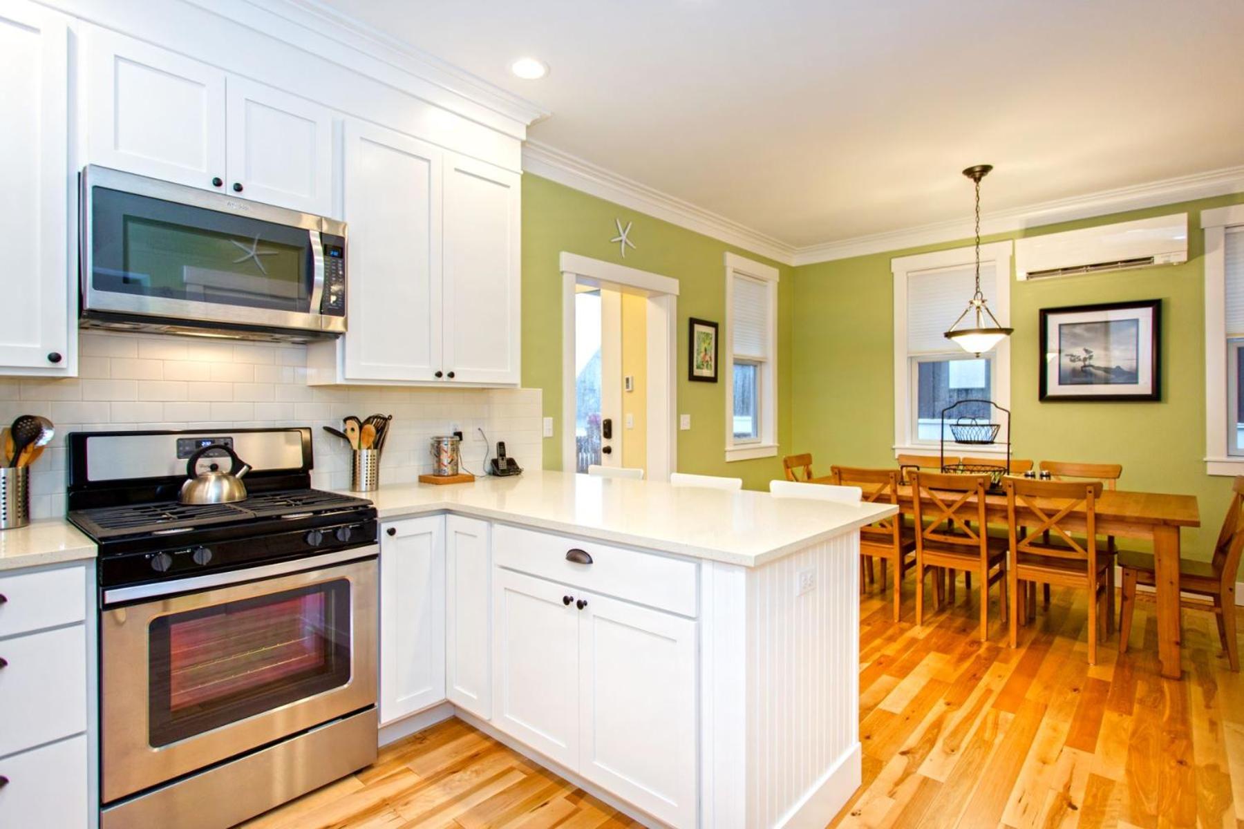 Paws On The Beach by Seabrook Hospitality view 4