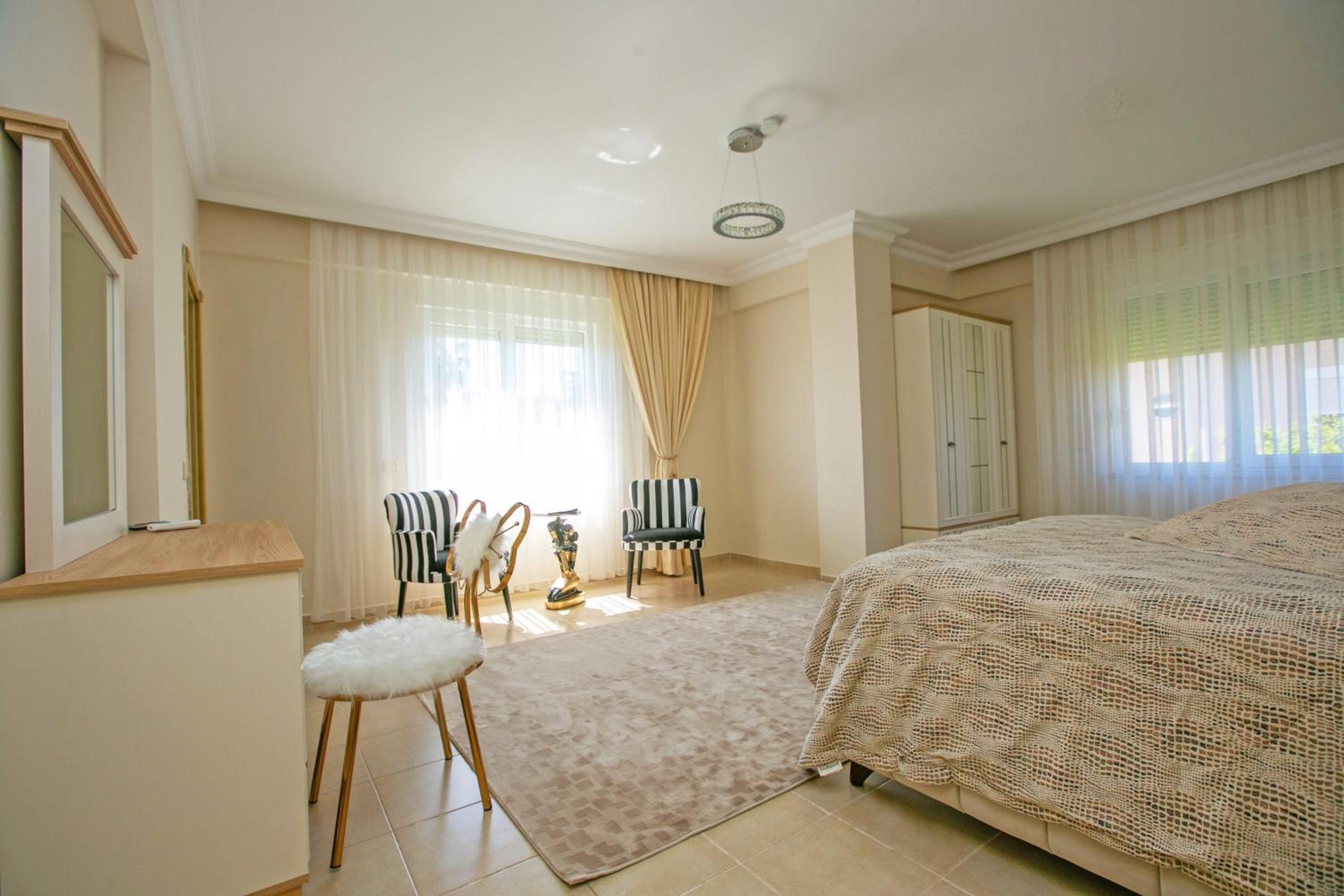 Paradise Town Villa Hazel