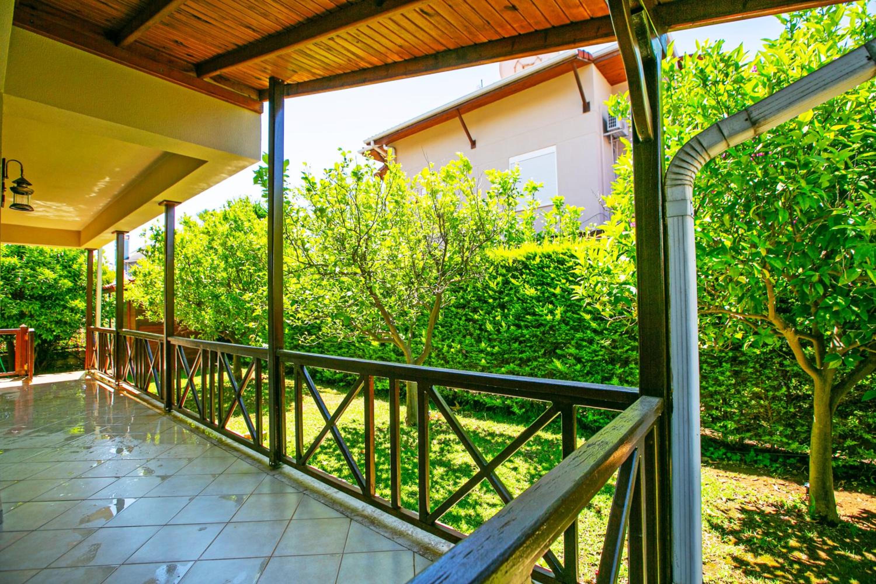 Paradise Town Villa Hazel