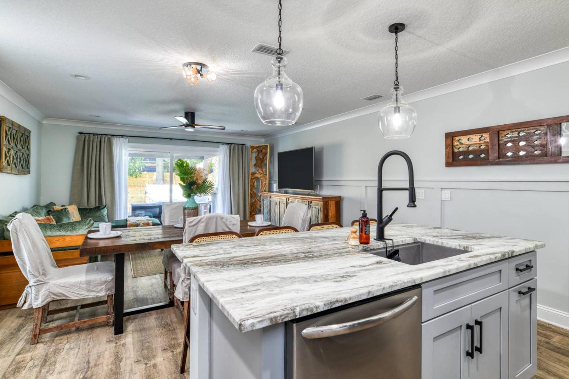 Lincolnville Nook