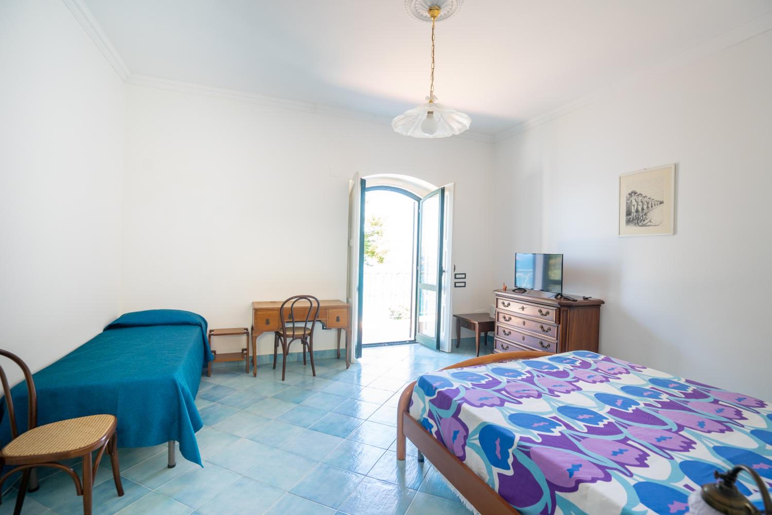 Lighthouse View Villa with Sea View Terrace and Garden