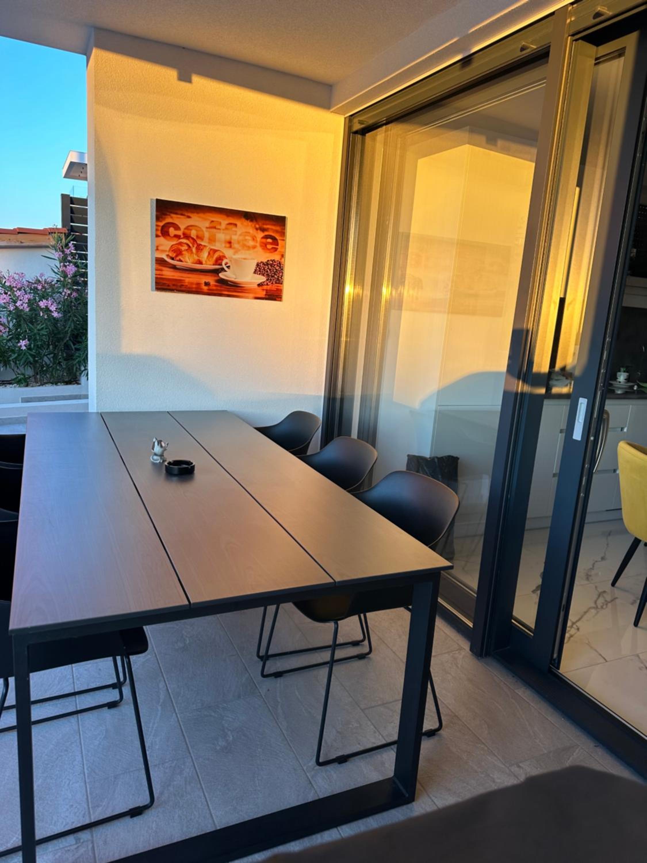 Luxury Apartment PalmView mit Whirlpool und Terrasse