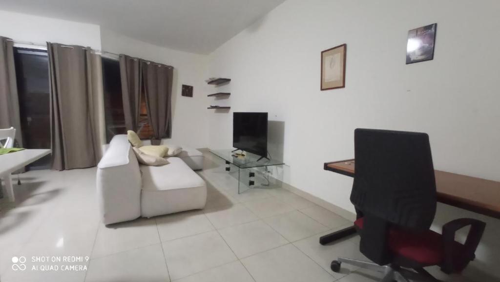 Close to Sea - Large Apartment photo 4