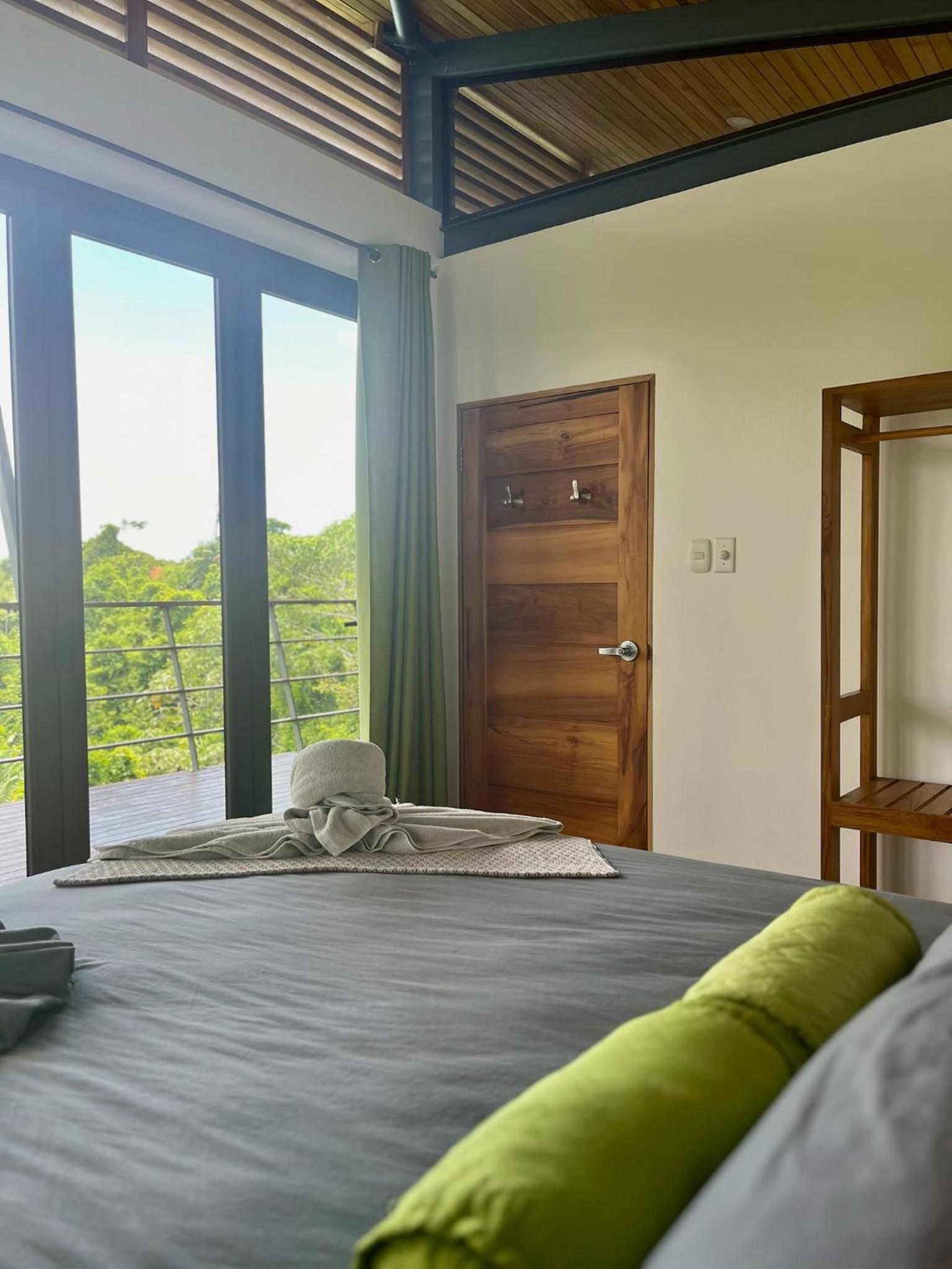 Southern Drake Lodge
