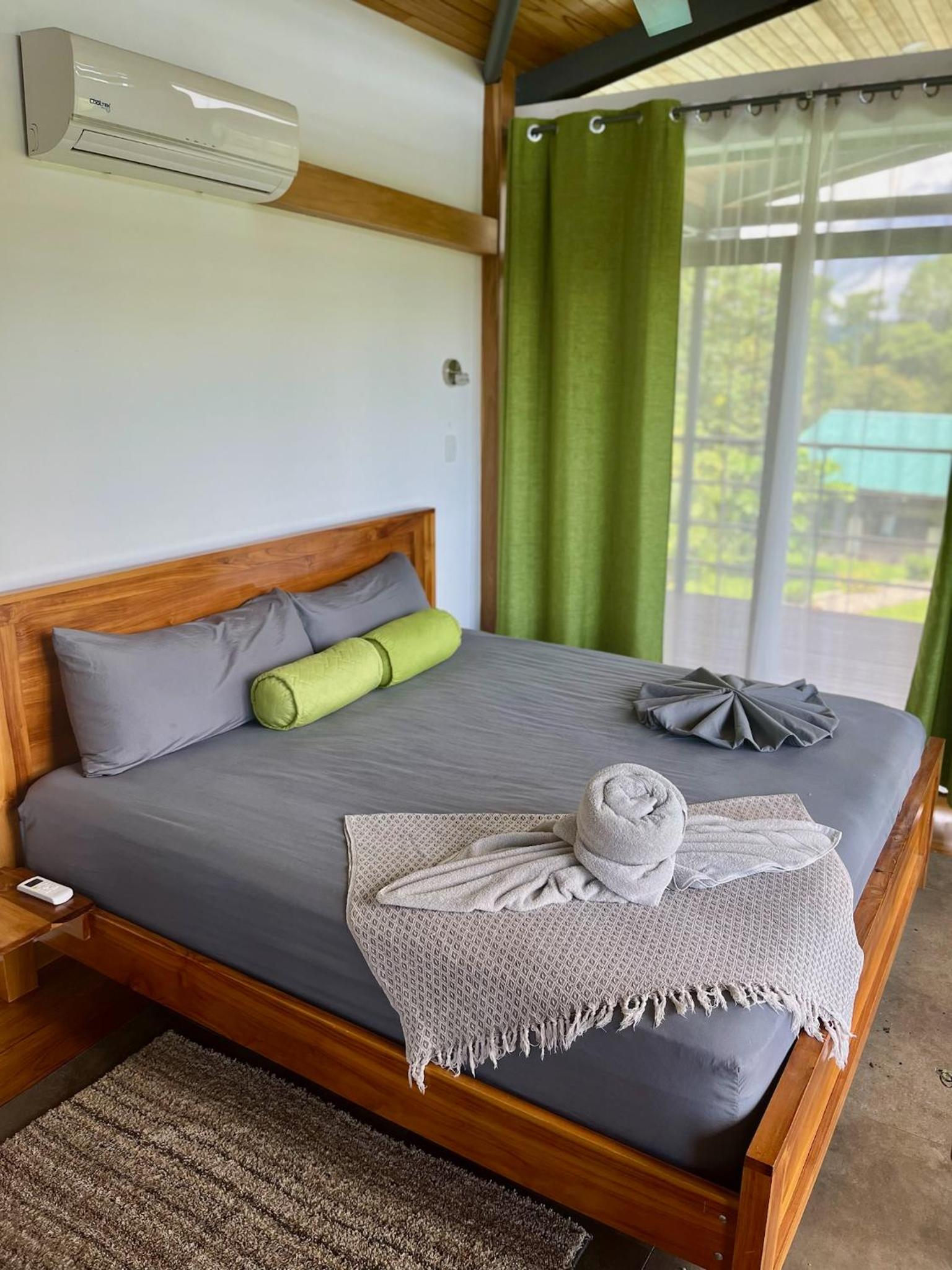 Southern Drake Lodge