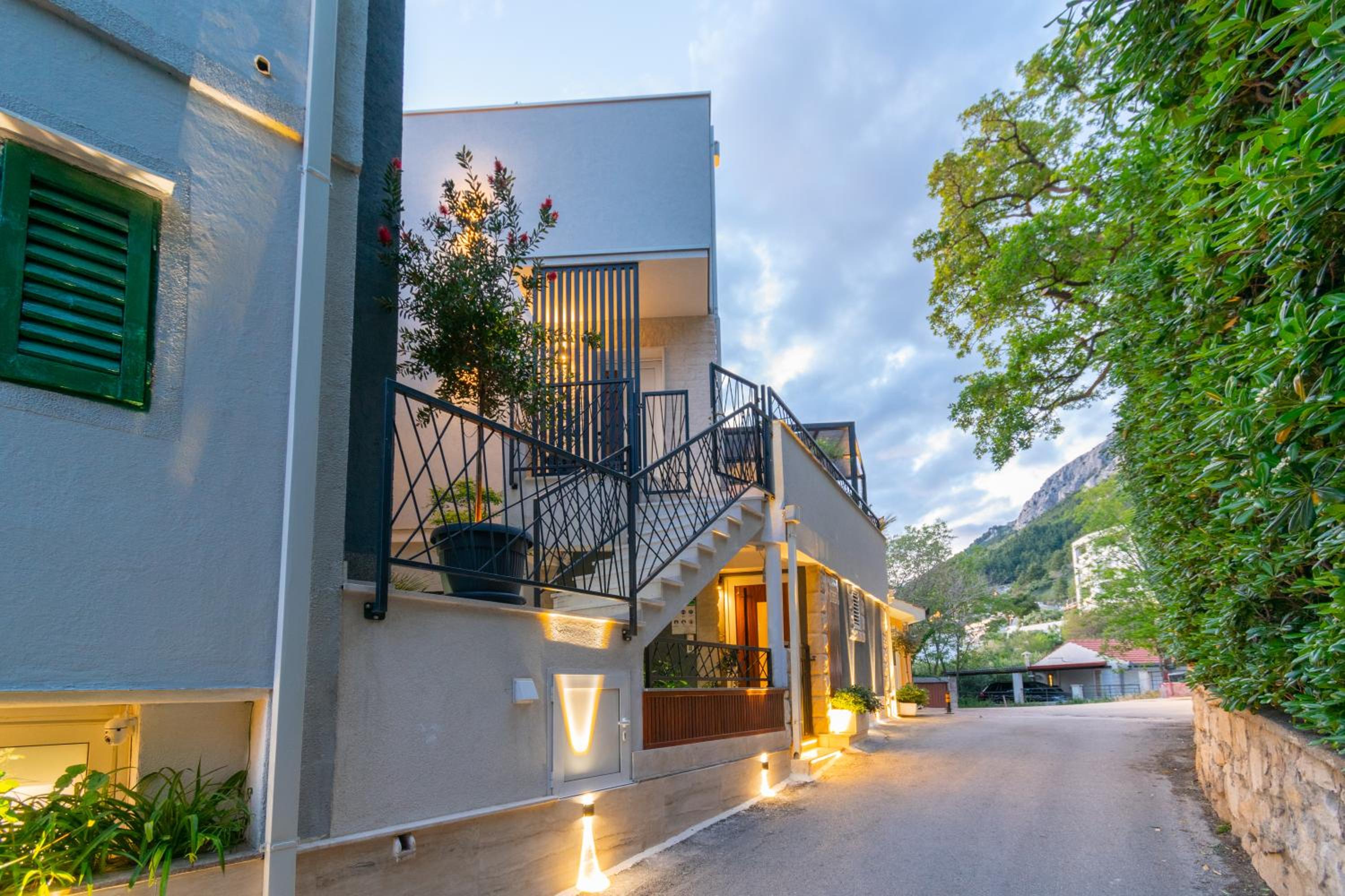 Hotel Apartments Villa Tomaš - Image 1