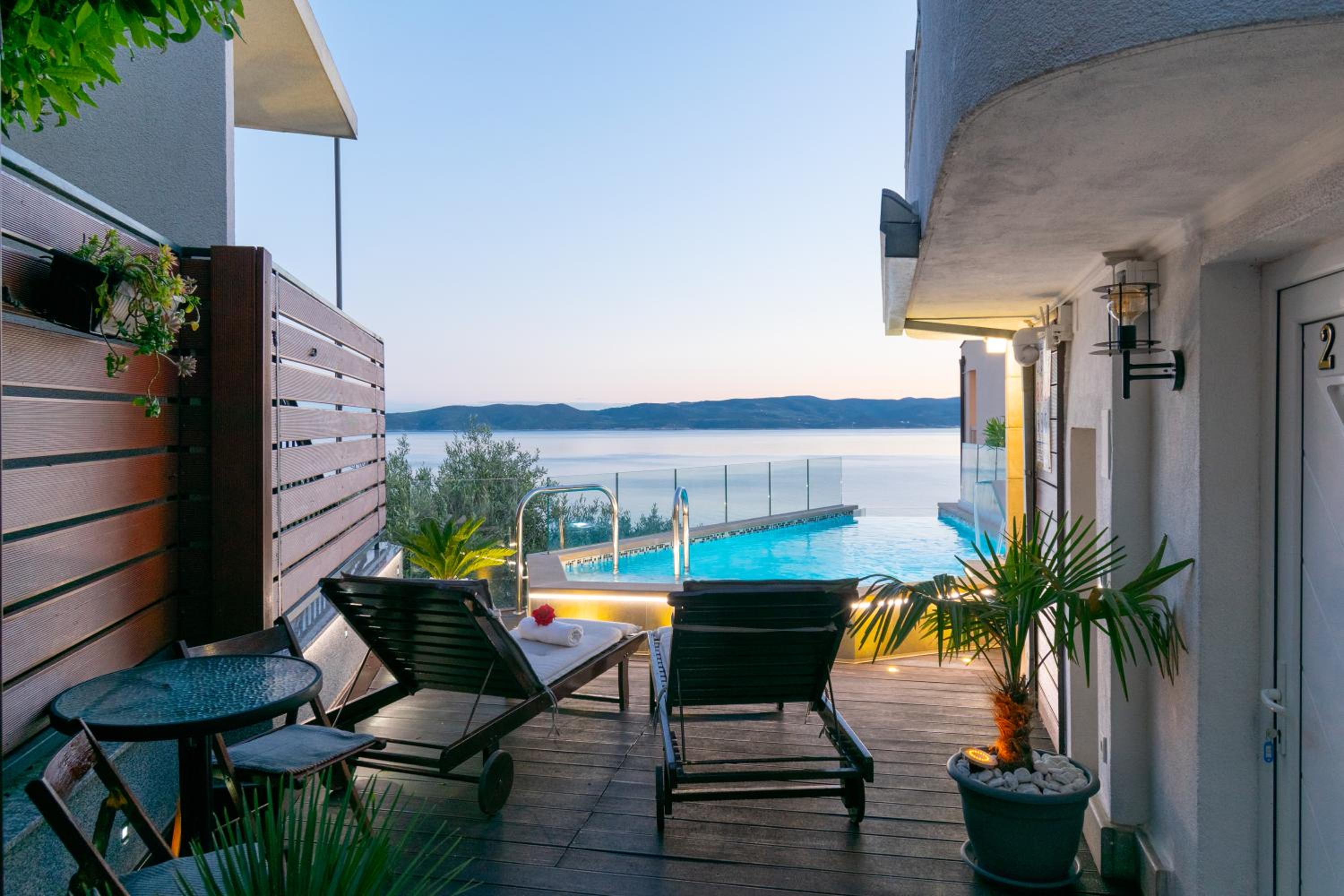 Apartments Villa Tomaš view 3