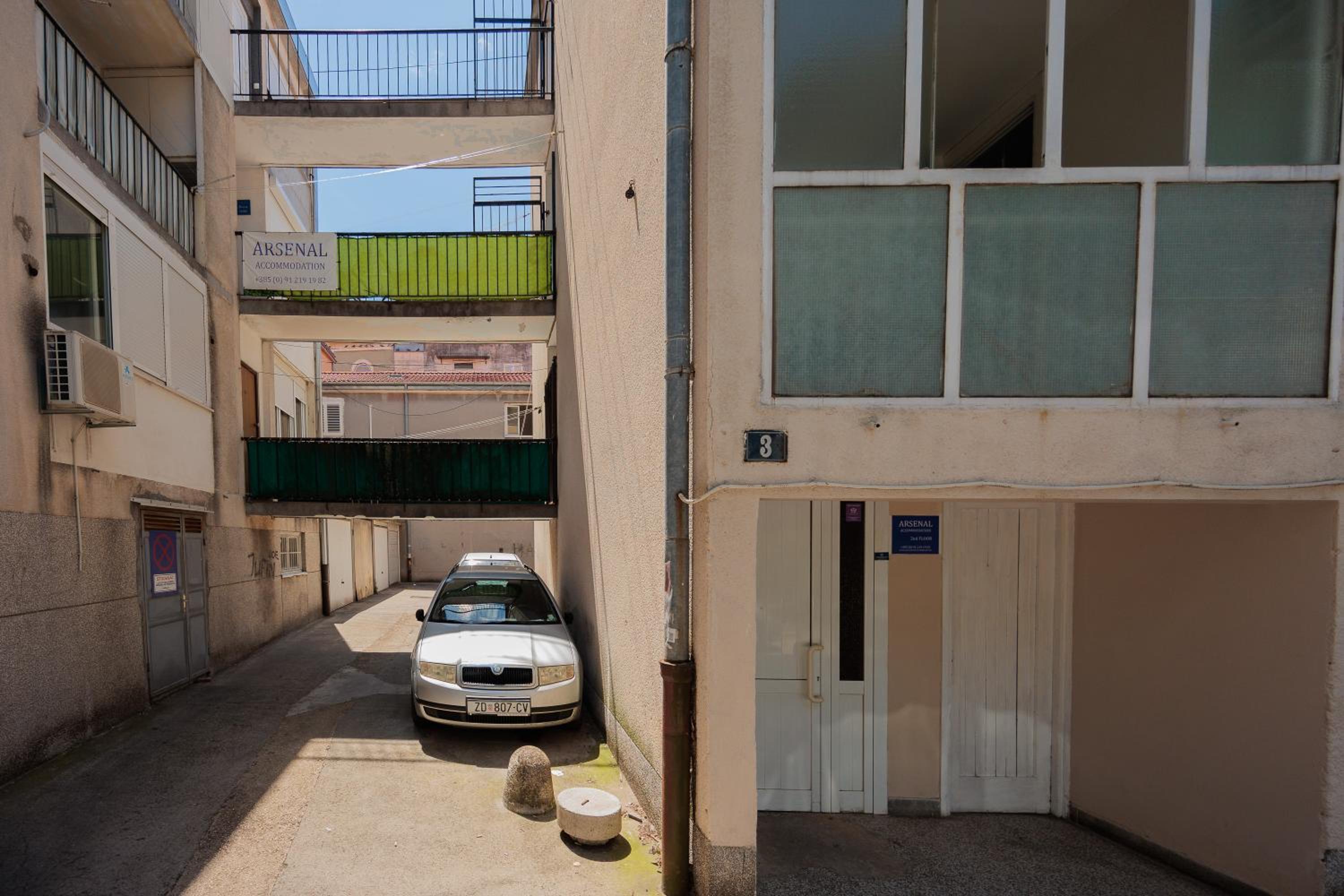 Photo 20