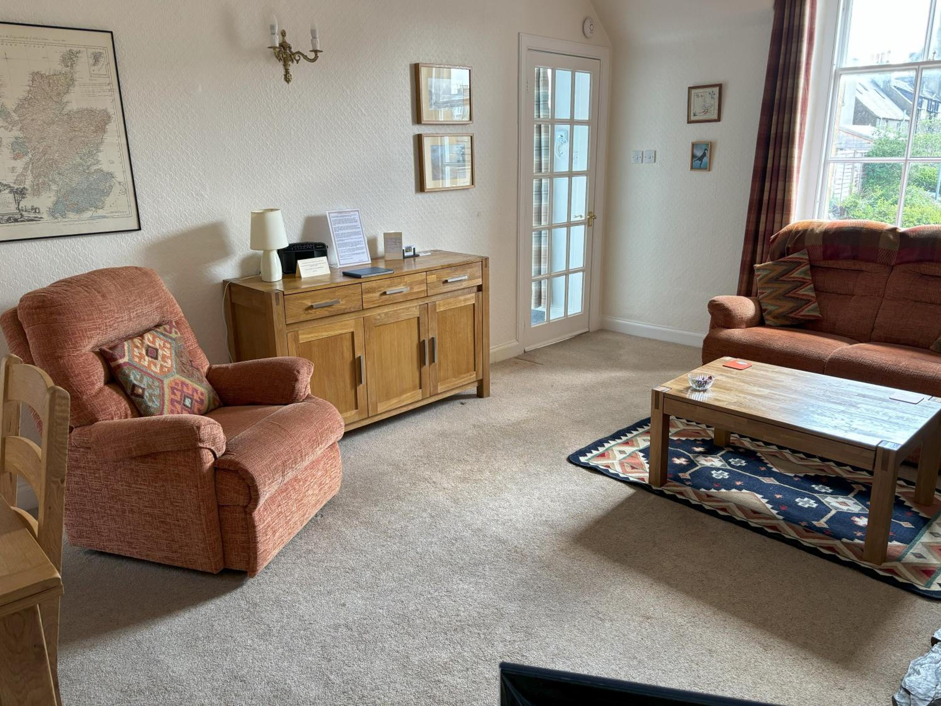 6 Northgate Vennel, Peebles view 3